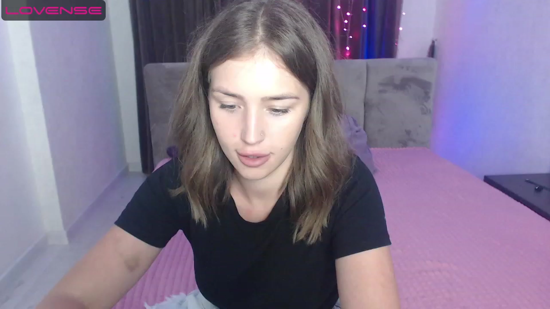 Gallery image thumbnail from AnyaGrey9's myfreecams stream on, 08/04/2023, 16:27 image 14 of 20