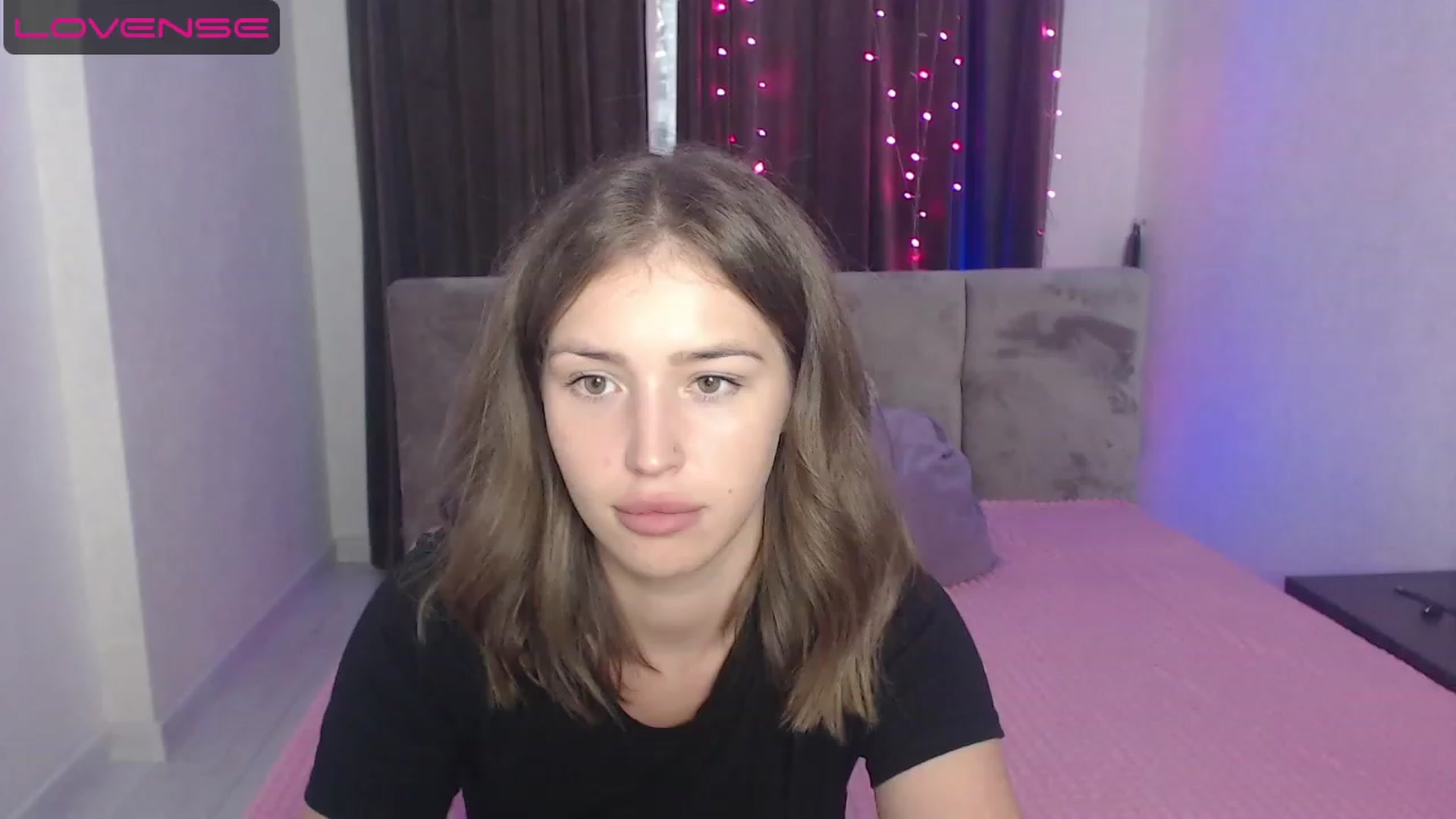 Gallery image thumbnail from AnyaGrey9's myfreecams stream on, 08/04/2023, 16:27 image 1 of 20
