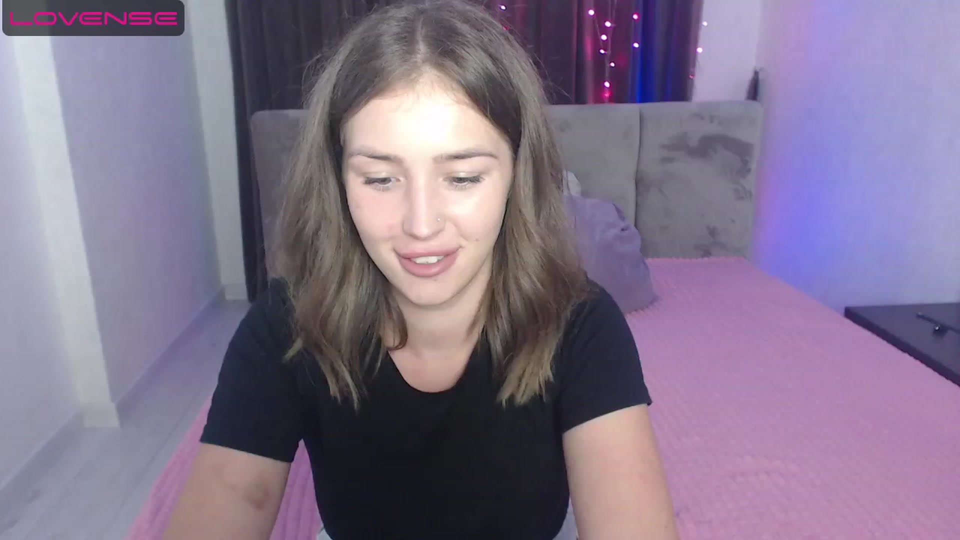 Gallery image thumbnail from AnyaGrey9's myfreecams stream on, 08/04/2023, 16:27 image 17 of 20