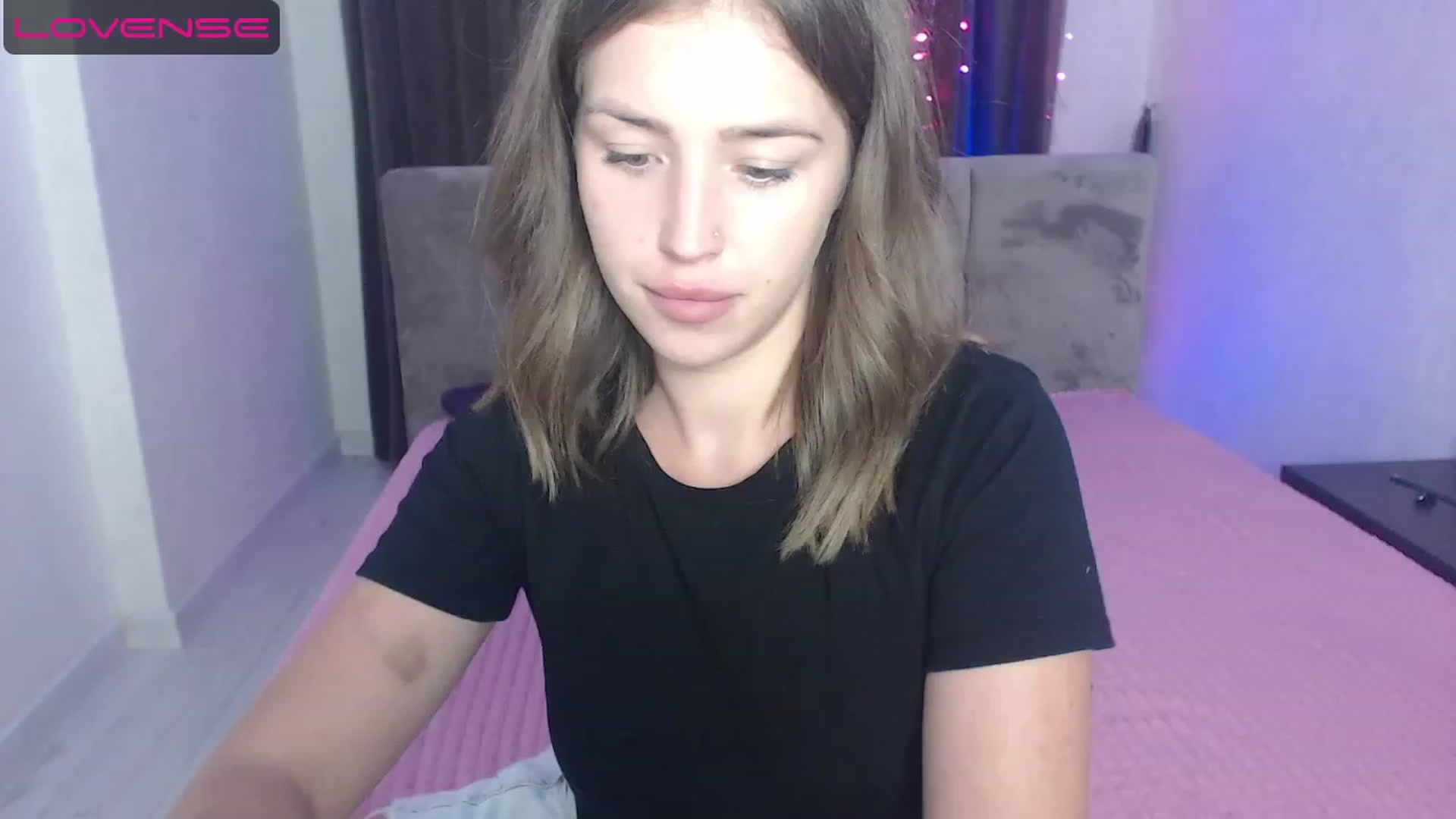 Gallery image thumbnail from AnyaGrey9's myfreecams stream on, 08/04/2023, 16:27 image 15 of 20