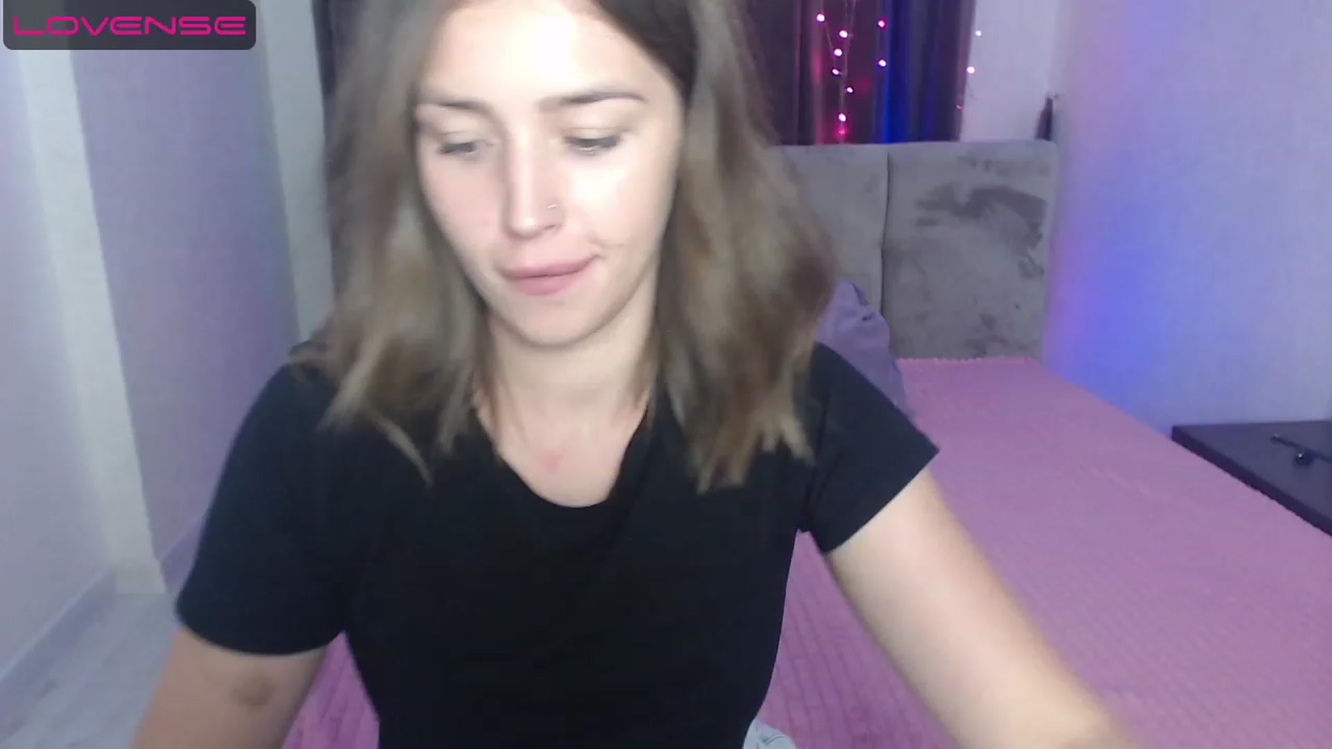 Gallery image thumbnail from AnyaGrey9's myfreecams stream on, 08/04/2023, 16:27 image 10 of 20
