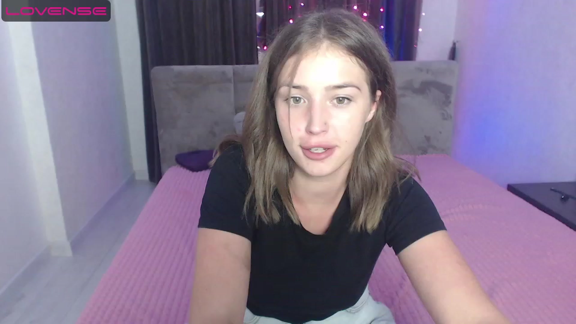 Gallery image thumbnail from AnyaGrey9's myfreecams stream on, 08/04/2023, 18:06 image 10 of 20