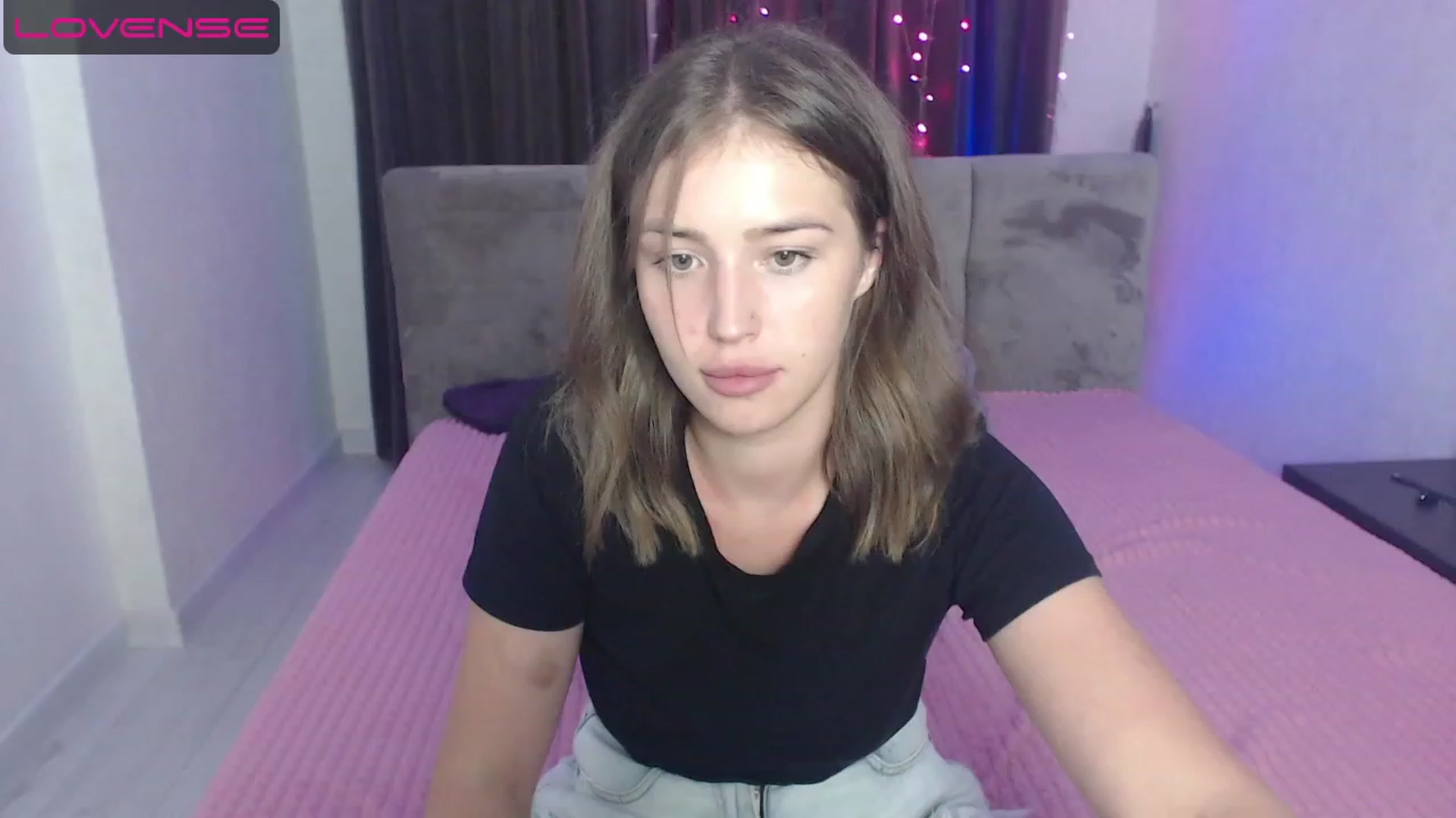 Gallery image thumbnail from AnyaGrey9's myfreecams stream on, 08/04/2023, 18:06 image 14 of 20