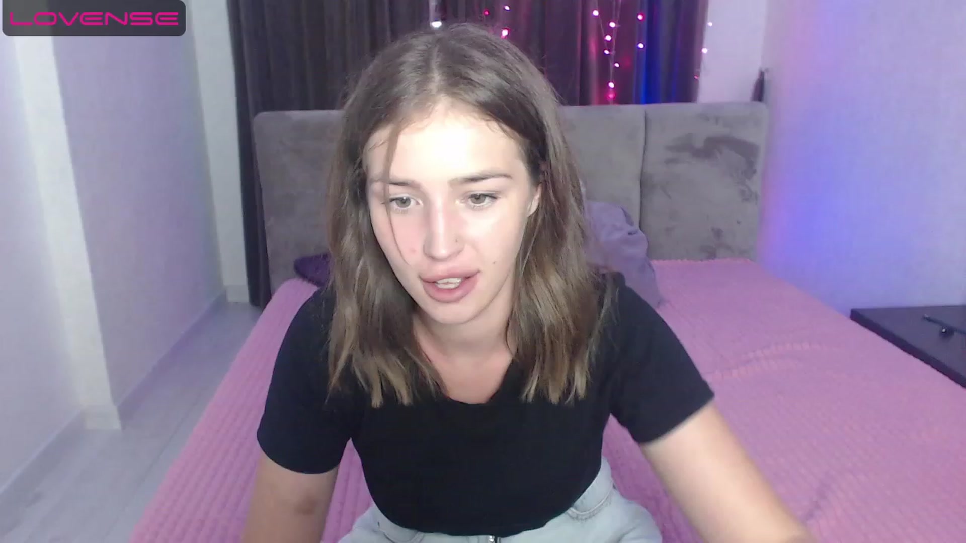 Gallery image thumbnail from AnyaGrey9's myfreecams stream on, 08/04/2023, 18:06 image 17 of 20