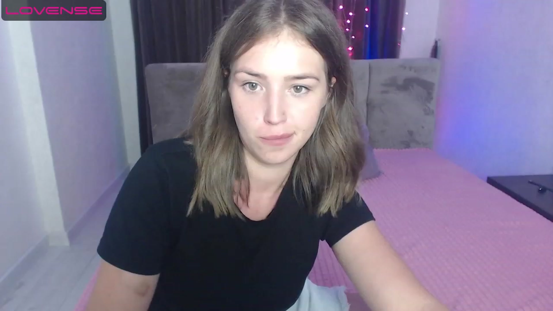 Gallery image thumbnail from AnyaGrey9's myfreecams stream on, 08/04/2023, 18:33 image 18 of 20