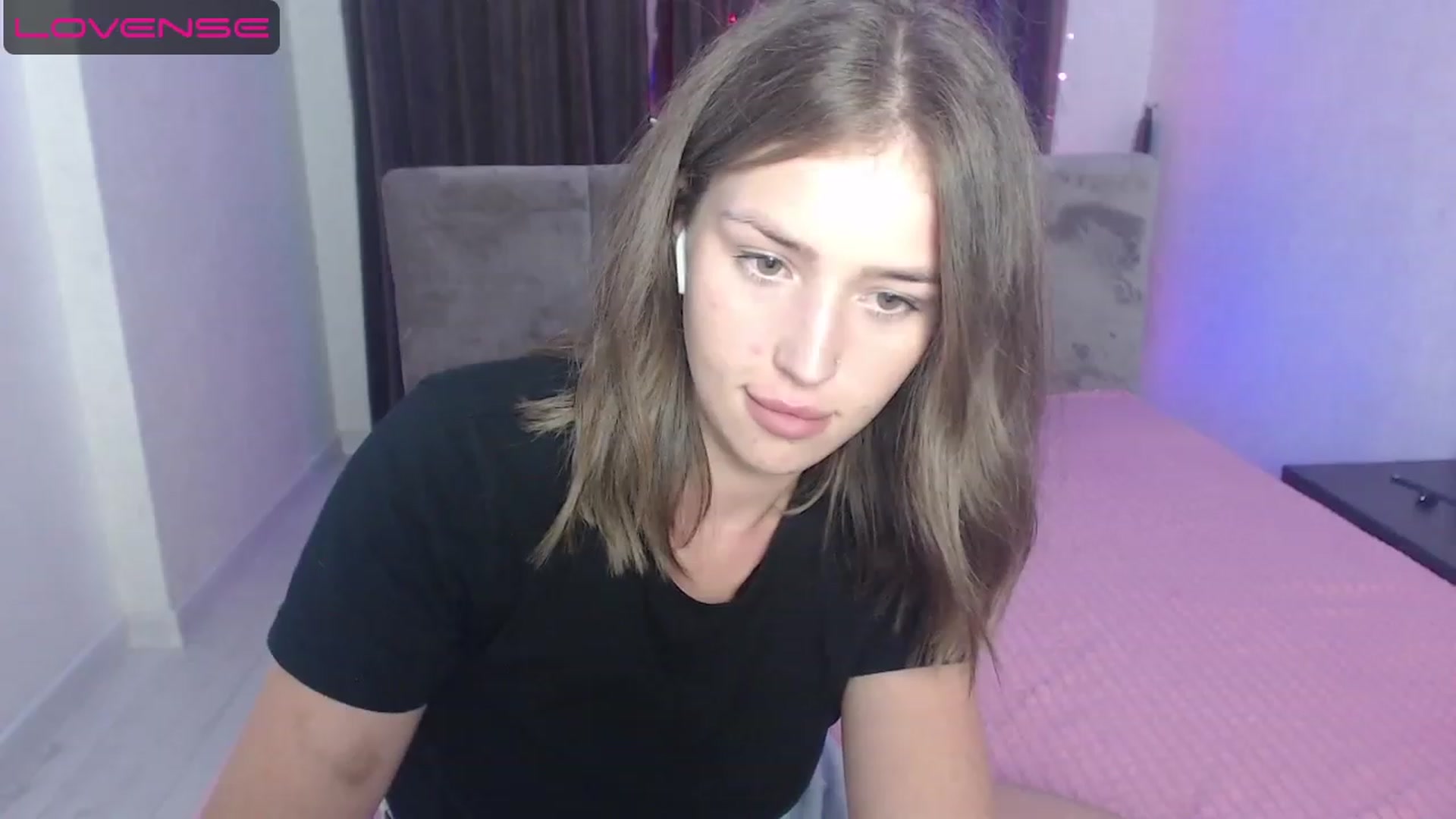 Gallery image thumbnail from AnyaGrey9's myfreecams stream on, 08/04/2023, 18:33 image 11 of 20