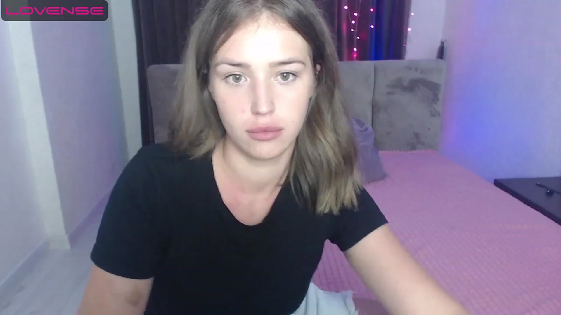 Gallery image thumbnail from AnyaGrey9's myfreecams stream on, 08/04/2023, 18:33 image 19 of 20