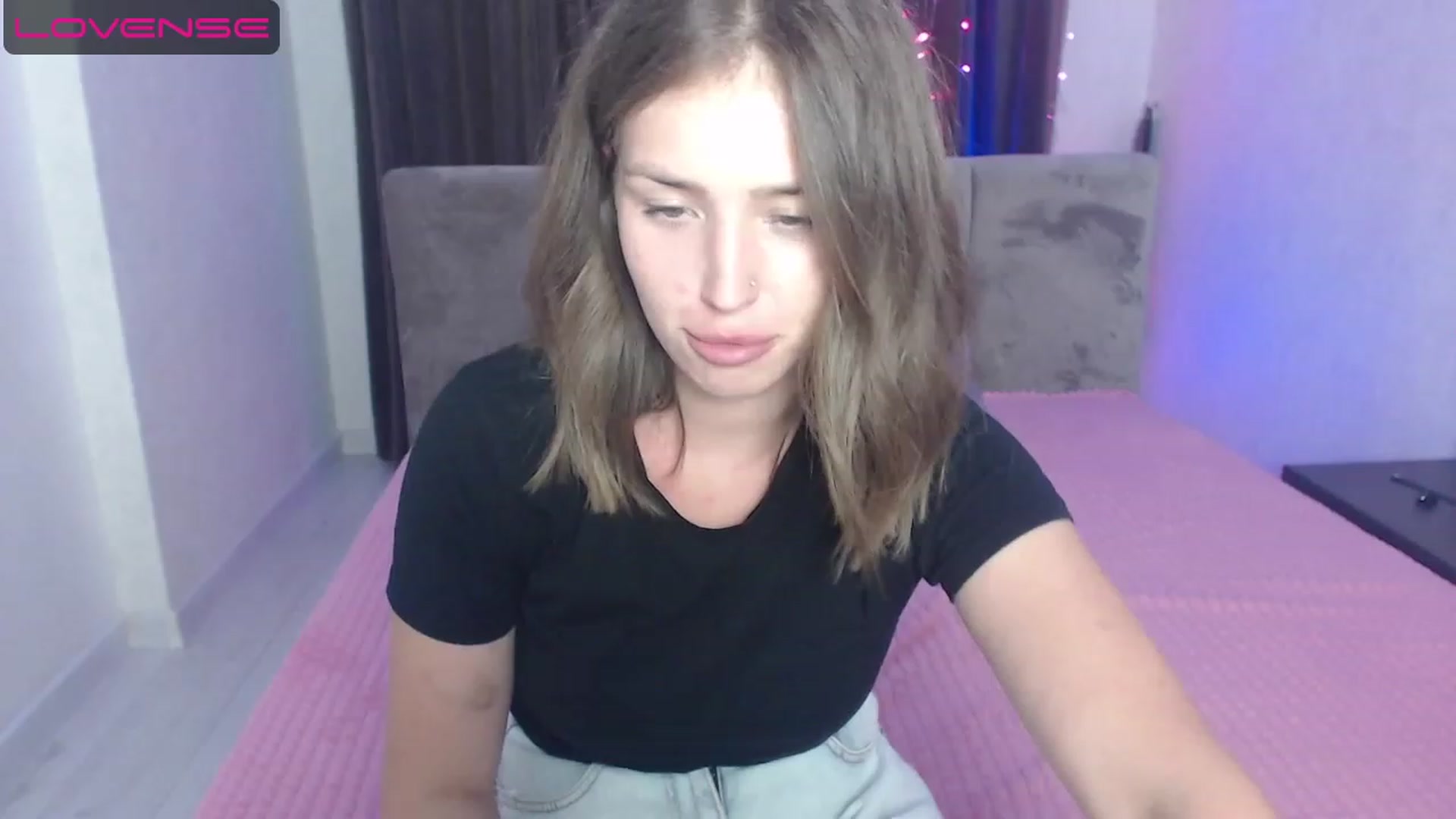 Gallery image thumbnail from AnyaGrey9's myfreecams stream on, 08/04/2023, 18:33 image 1 of 20