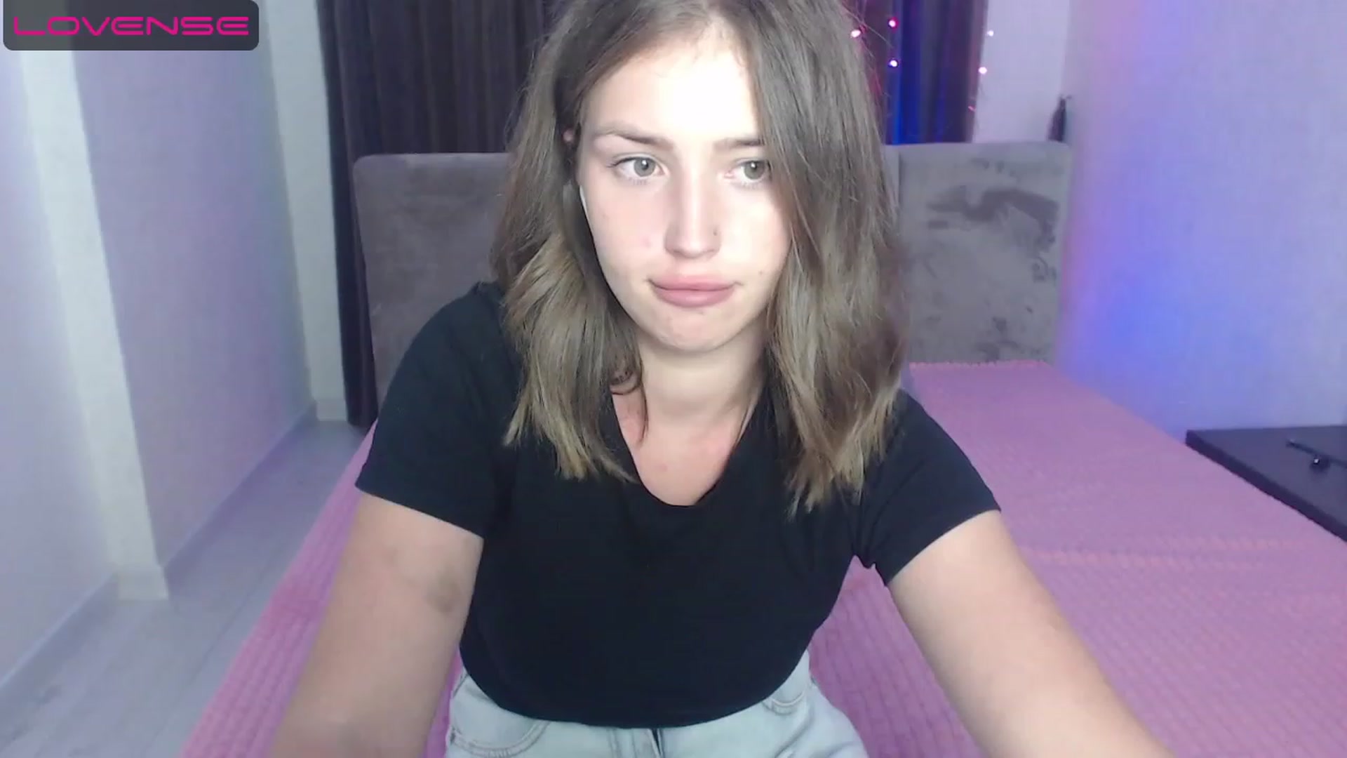 Gallery image thumbnail from AnyaGrey9's myfreecams stream on, 08/04/2023, 18:33 image 7 of 20