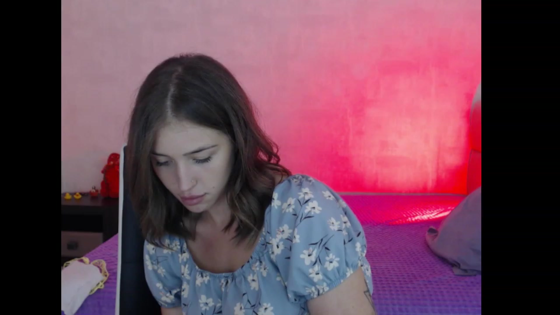 Gallery image thumbnail from AnyaGrey9's myfreecams stream on, 08/05/2023, 17:47 image 17 of 20