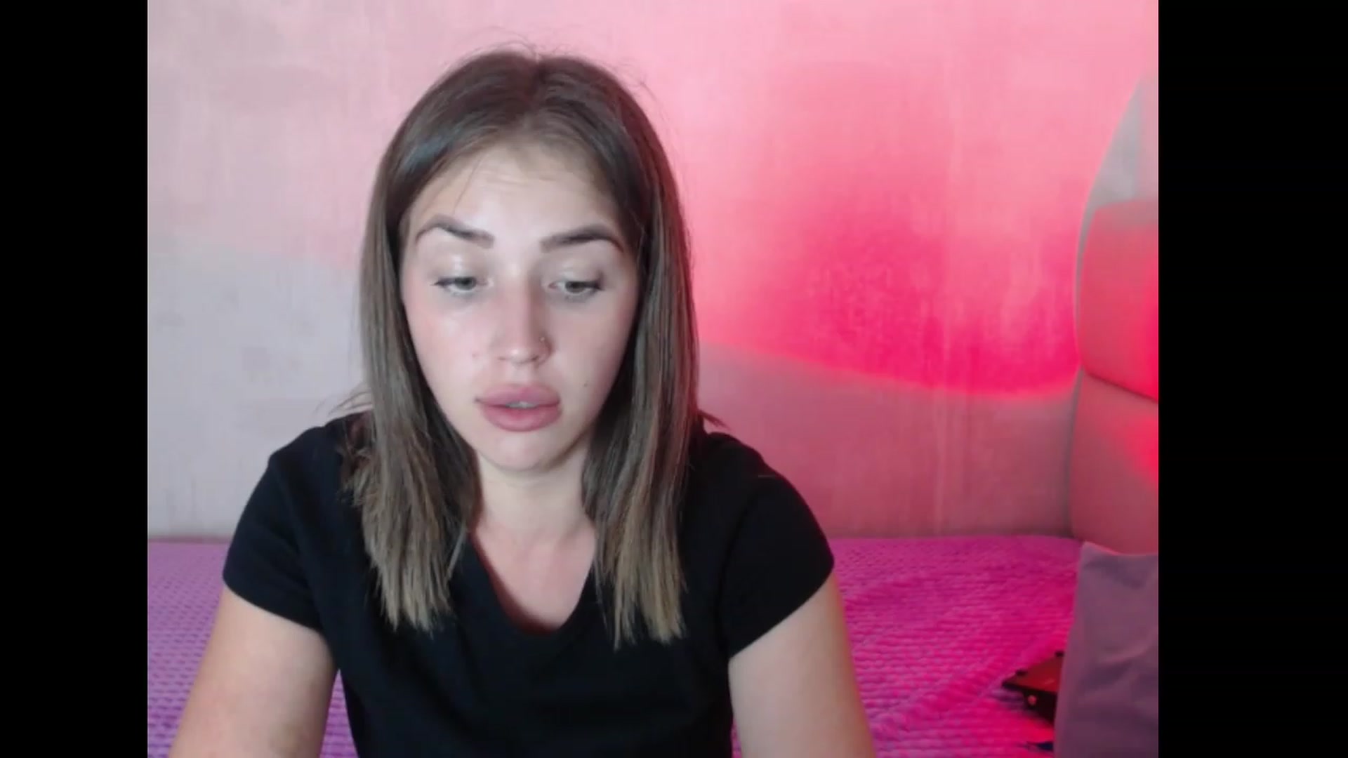 Gallery image thumbnail from AnyaGrey9's myfreecams stream on, 08/07/2023, 02:05 image 19 of 20