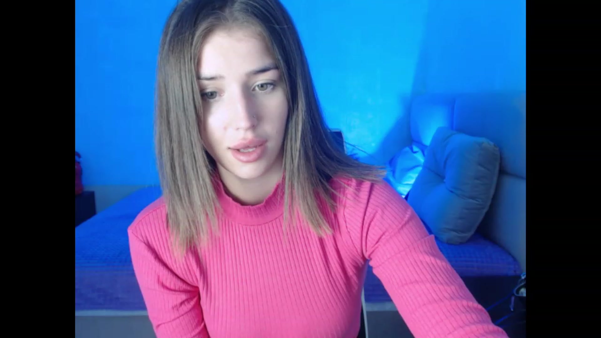Gallery image thumbnail from AnyaGrey9's myfreecams stream on, 08/08/2023, 16:21 image 15 of 20