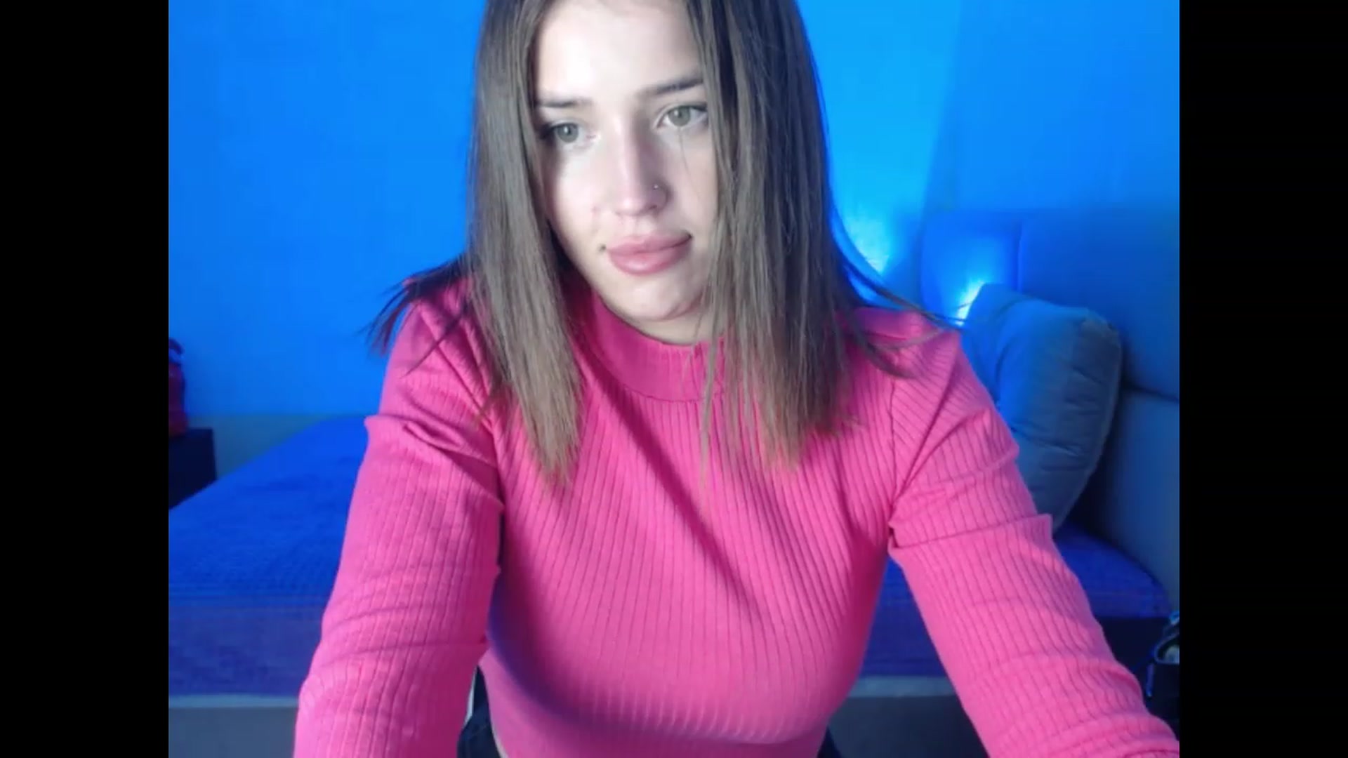 Gallery image thumbnail from AnyaGrey9's myfreecams stream on, 08/08/2023, 16:21 image 12 of 20