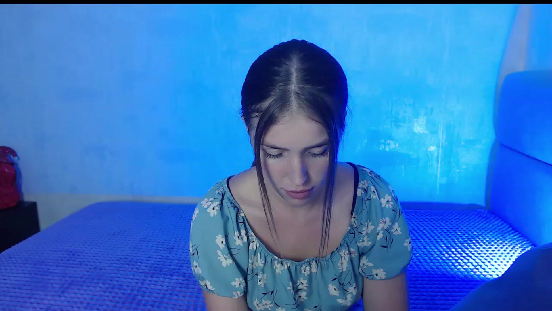 Gallery image thumbnail from AnyaGrey9's myfreecams stream on, 08/23/2023, 18:03 image 5 of 20