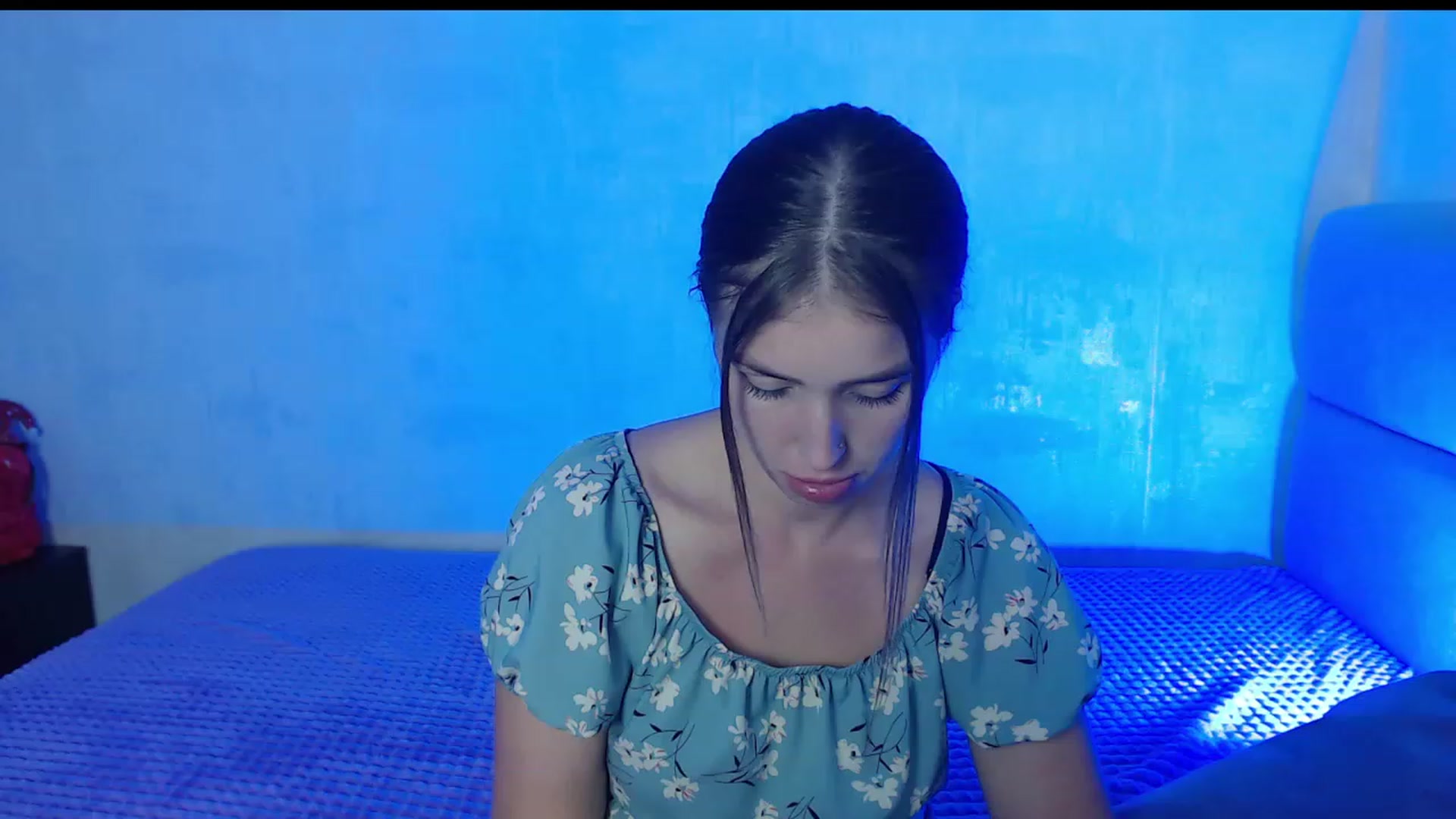 Gallery image thumbnail from AnyaGrey9's myfreecams stream on, 08/23/2023, 18:03 image 14 of 20