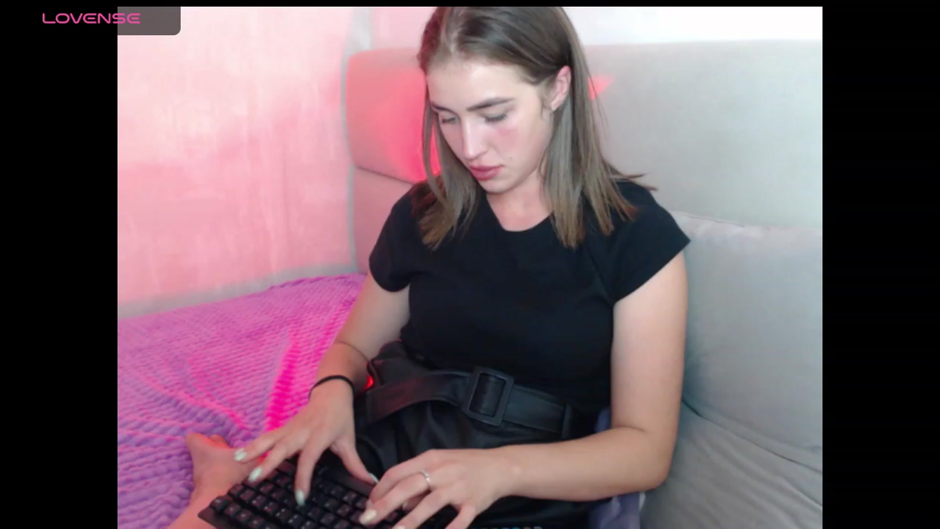 Gallery image thumbnail from AnyaGrey9's myfreecams stream on, 08/27/2023, 19:30 image 11 of 20