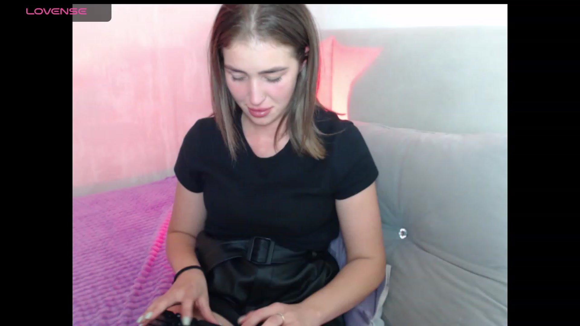 Gallery image thumbnail from AnyaGrey9's myfreecams stream on, 08/27/2023, 19:30 image 15 of 20