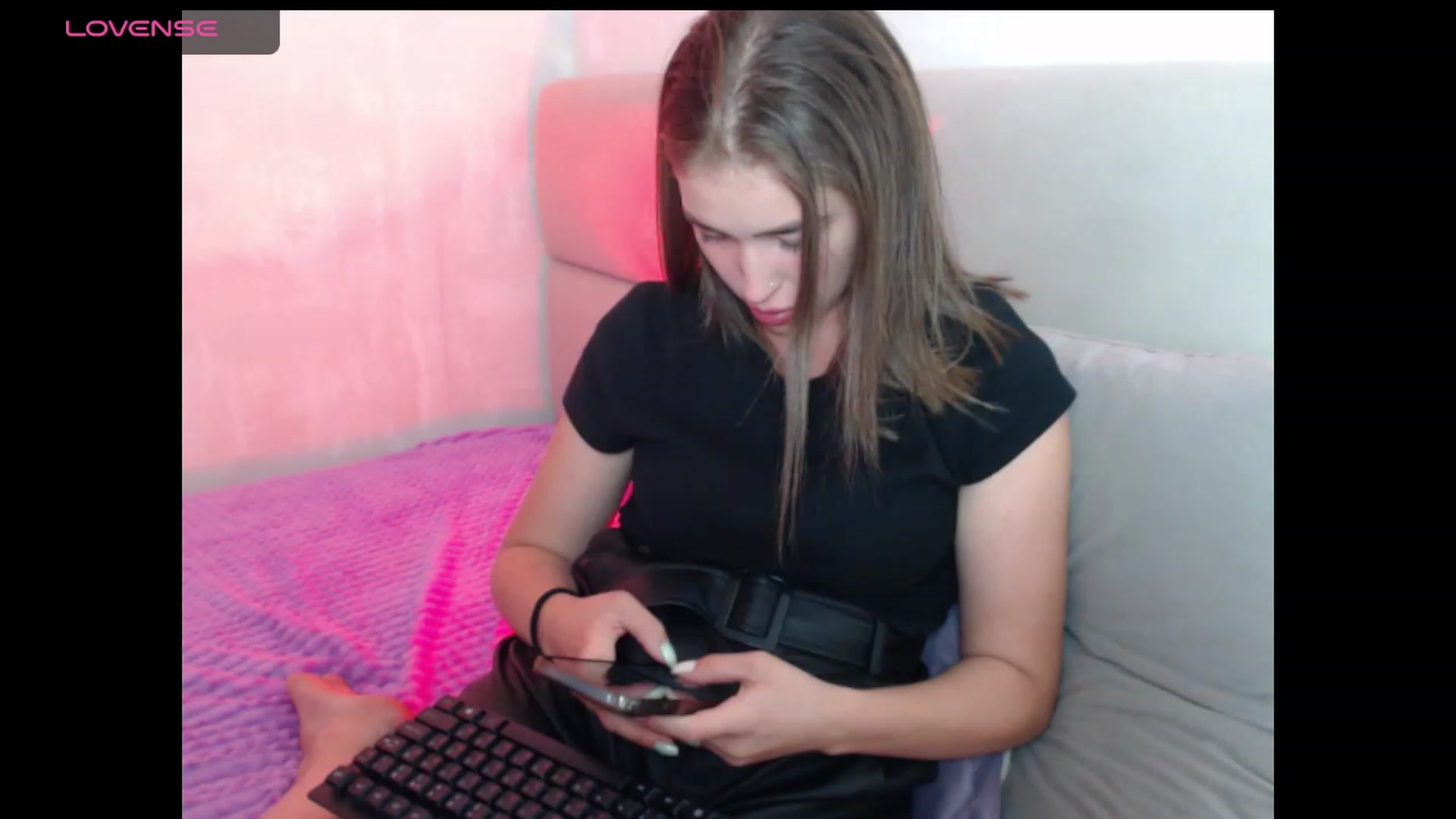 Gallery image thumbnail from AnyaGrey9's myfreecams stream on, 08/27/2023, 19:30 image 10 of 20