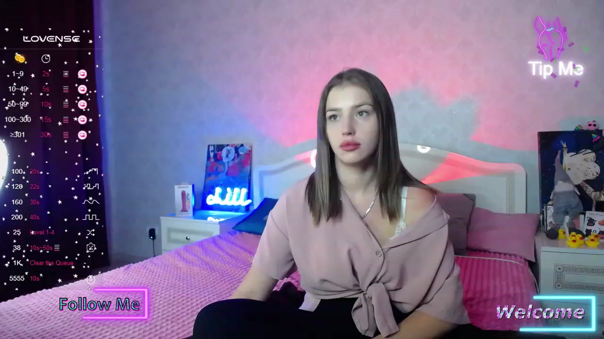 Gallery image thumbnail from AnyaGrey9's myfreecams stream on, 11/21/2023, 01:50 image 8 of 20