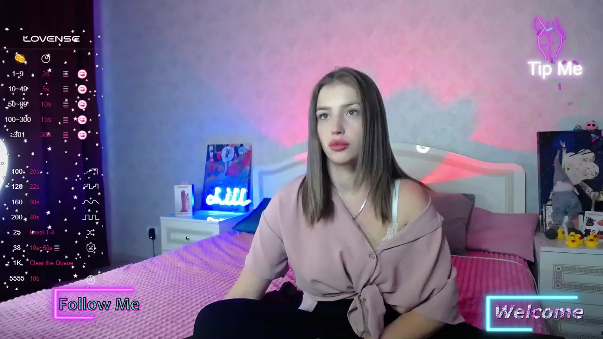 Gallery image thumbnail from AnyaGrey9's myfreecams stream on, 11/21/2023, 01:50 image 6 of 20