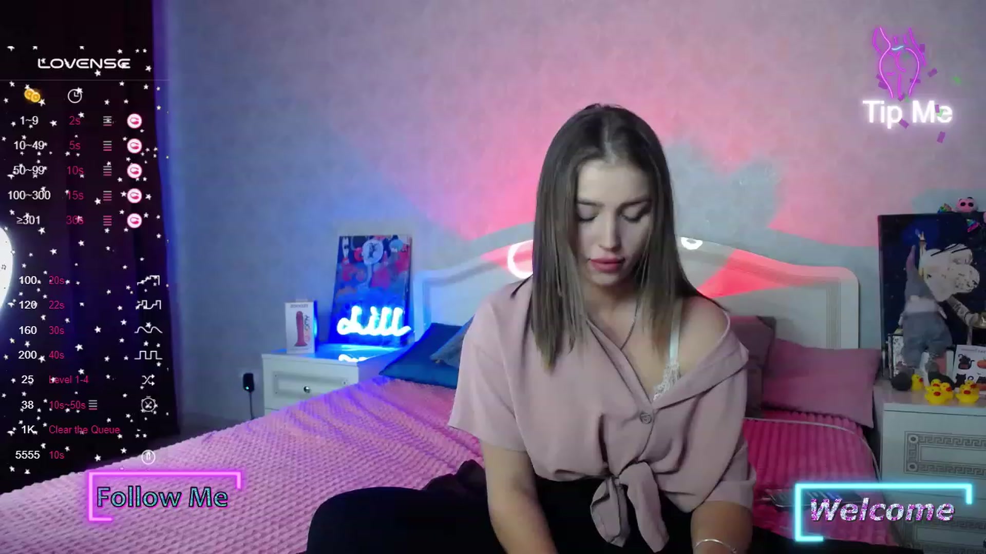 Gallery image thumbnail from AnyaGrey9's myfreecams stream on, 11/21/2023, 01:50 image 2 of 20