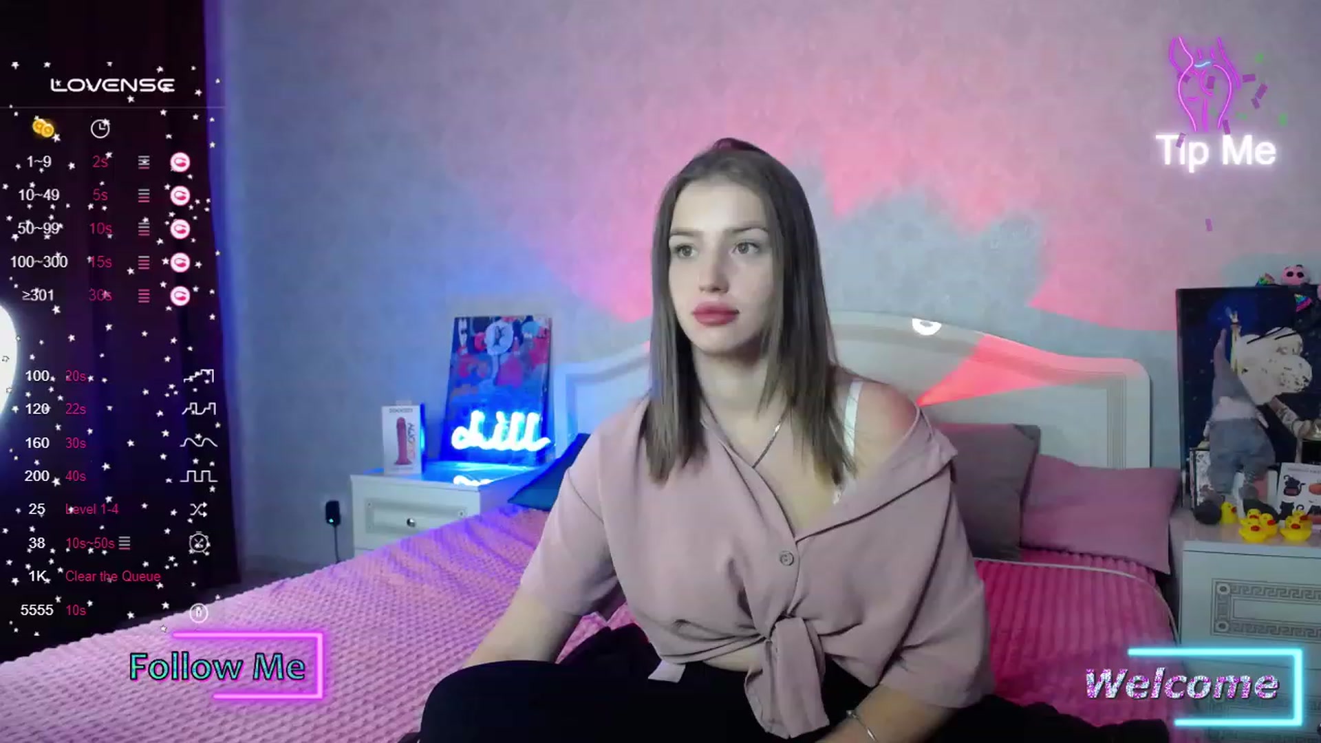 Gallery image thumbnail from AnyaGrey9's myfreecams stream on, 11/21/2023, 01:50 image 19 of 20