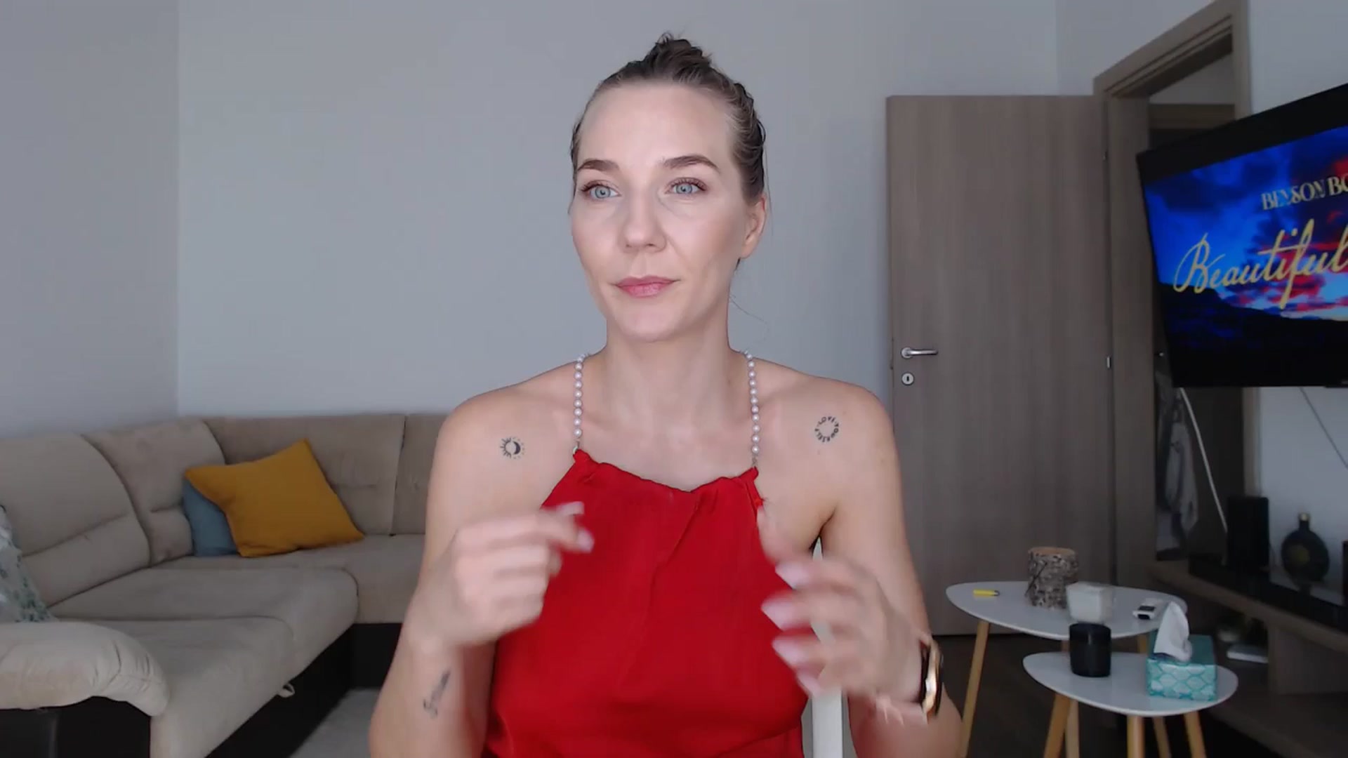 Gallery image thumbnail from AnyaHott's myfreecams stream on, 09/18/2025, 08:03 image 10 of 20