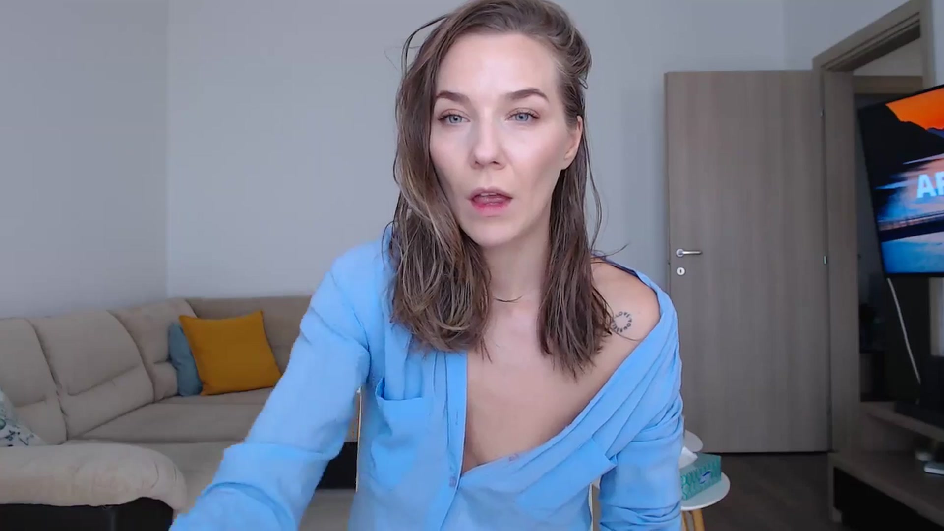Gallery image thumbnail from AnyaHott's myfreecams stream on, 09/19/2025, 09:16 image 3 of 20