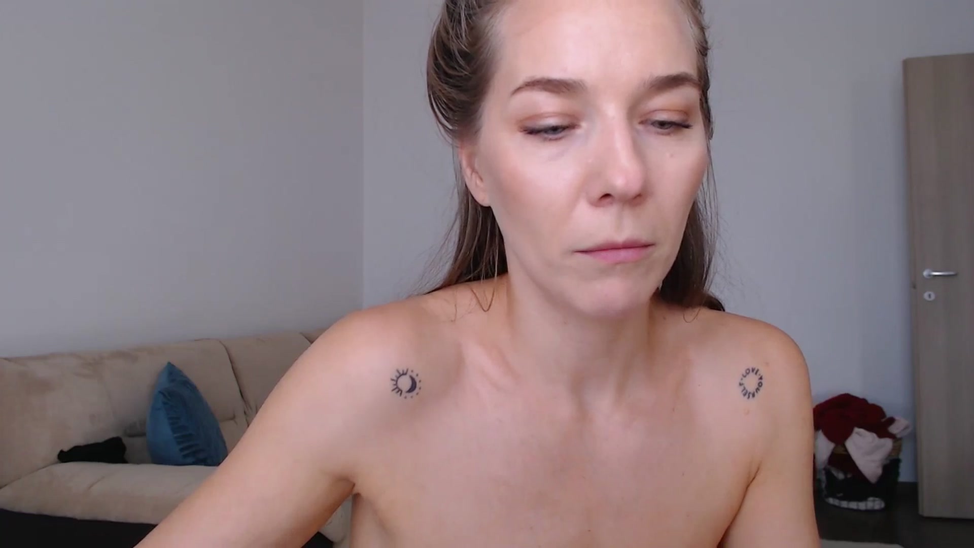 Gallery image thumbnail from AnyaHott's myfreecams stream on, 09/23/2025, 08:42 image 20 of 20