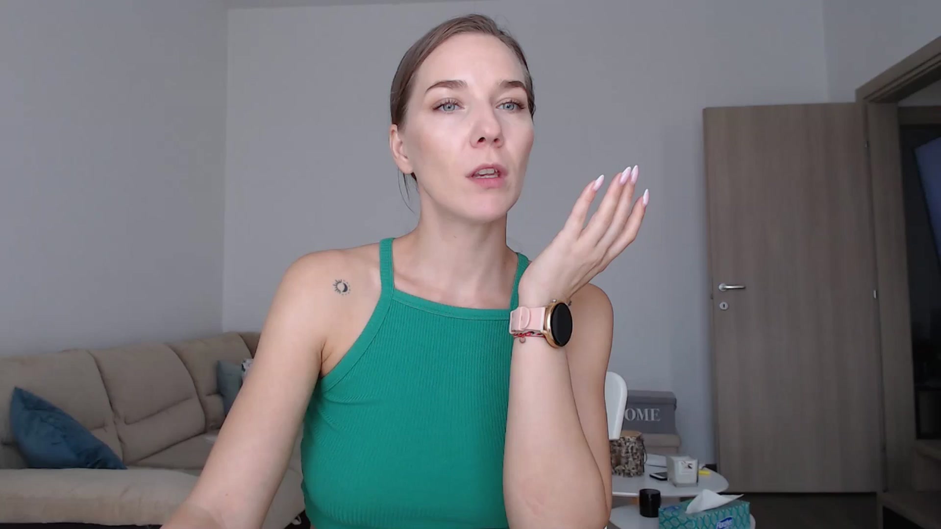 Gallery image thumbnail from AnyaHott's myfreecams stream on, 09/25/2025, 08:41 image 1 of 20