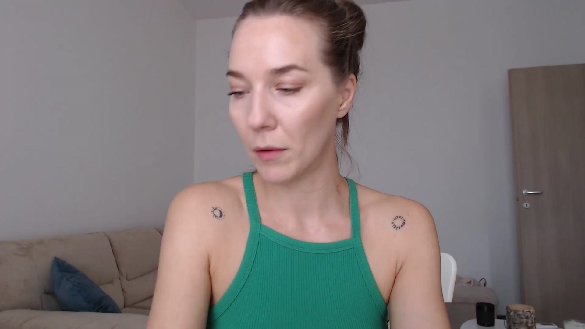 Gallery image thumbnail from AnyaHott's myfreecams stream on, 09/25/2025, 10:04 image 1 of 20