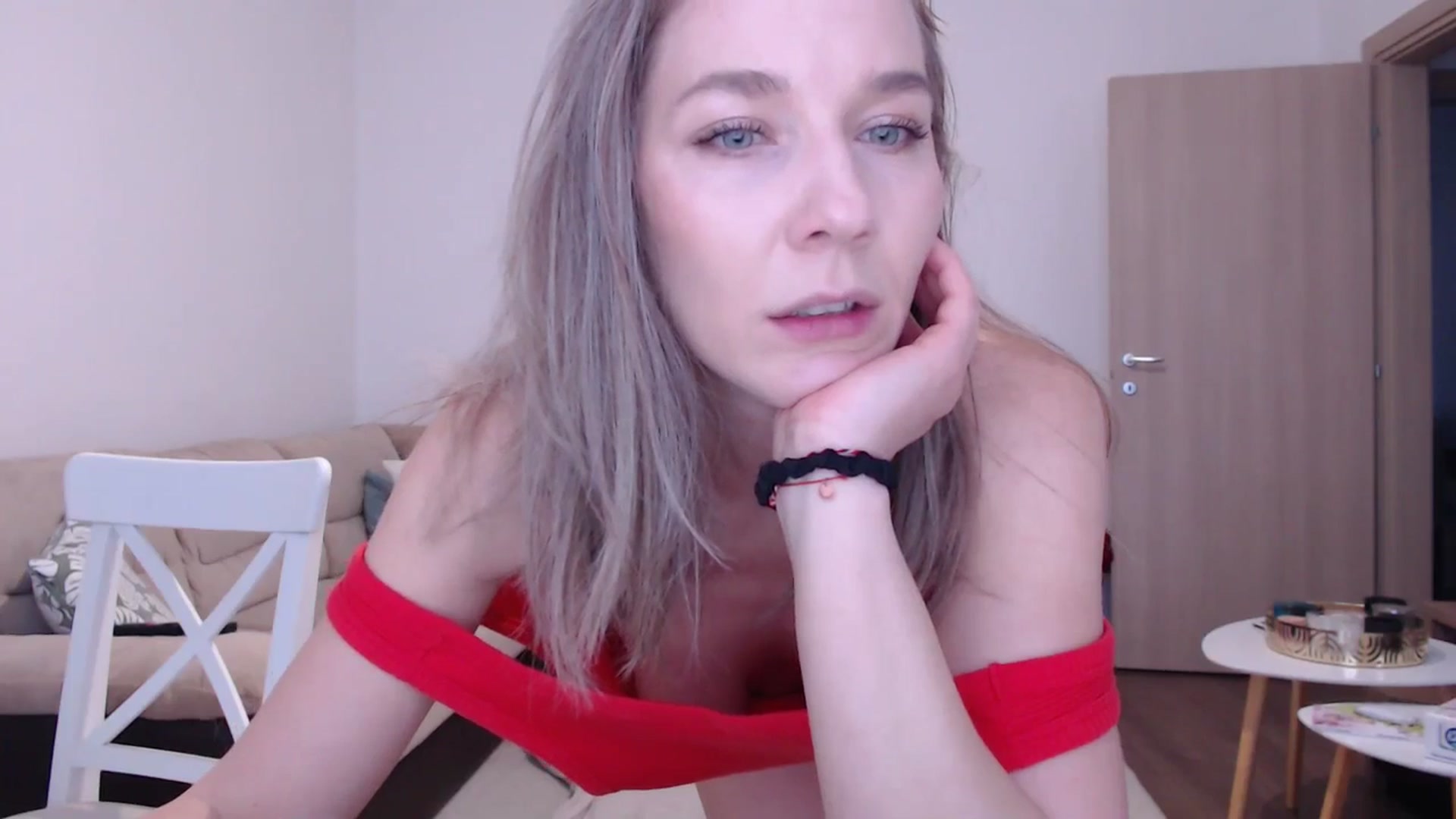 Gallery image thumbnail from AnyaHott's myfreecams stream on, 12/15/2025, 07:15 image 14 of 20