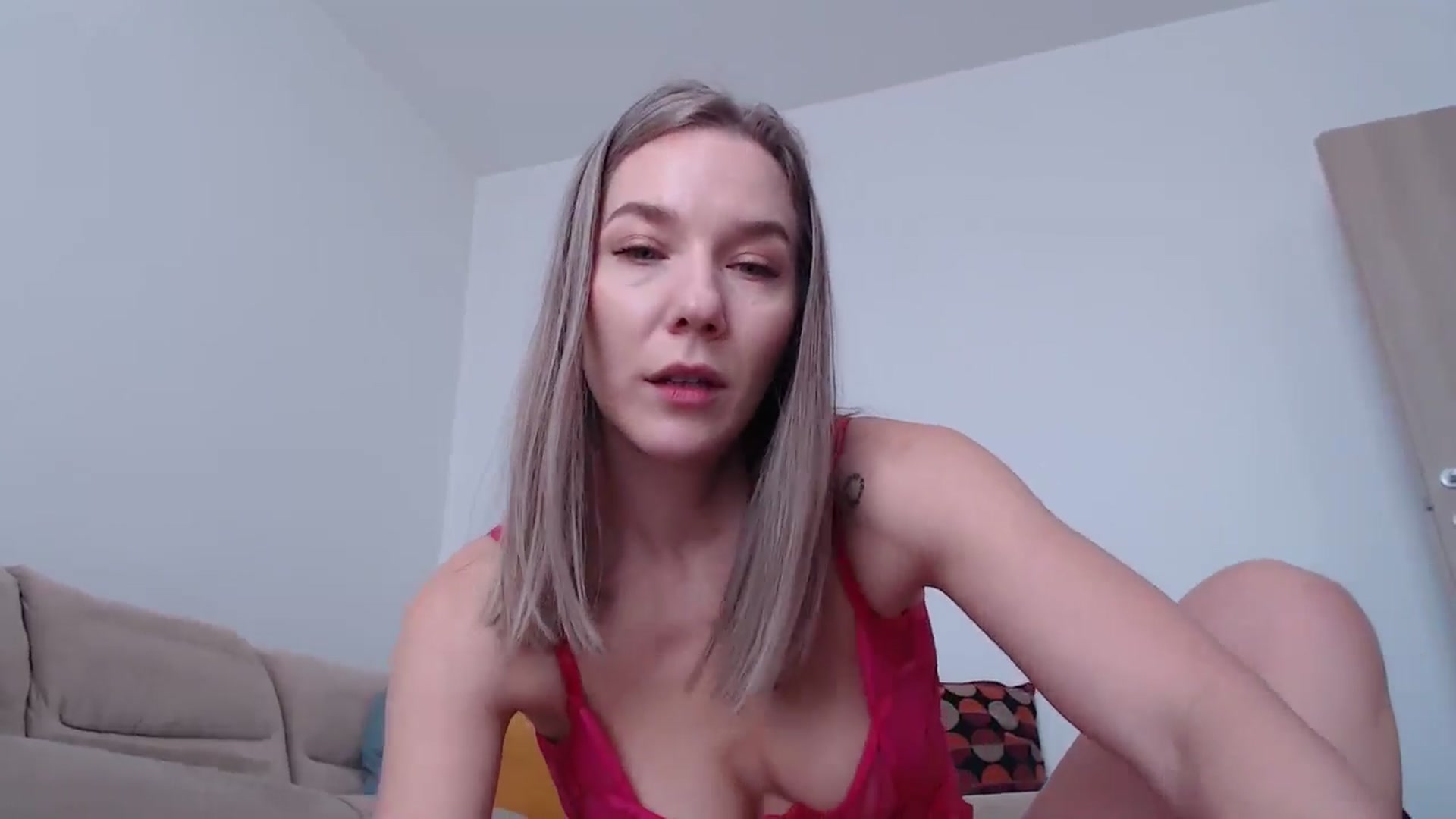 Gallery image thumbnail from AnyaHott's myfreecams stream on, 12/19/2025, 09:30 image 5 of 20