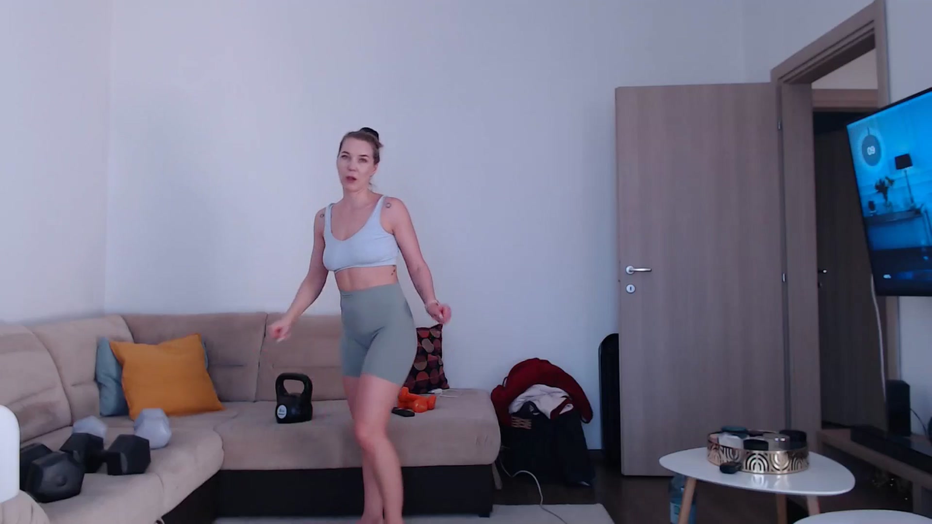 Gallery image thumbnail from AnyaHott's myfreecams stream on, 12/19/2025, 11:45 image 5 of 20