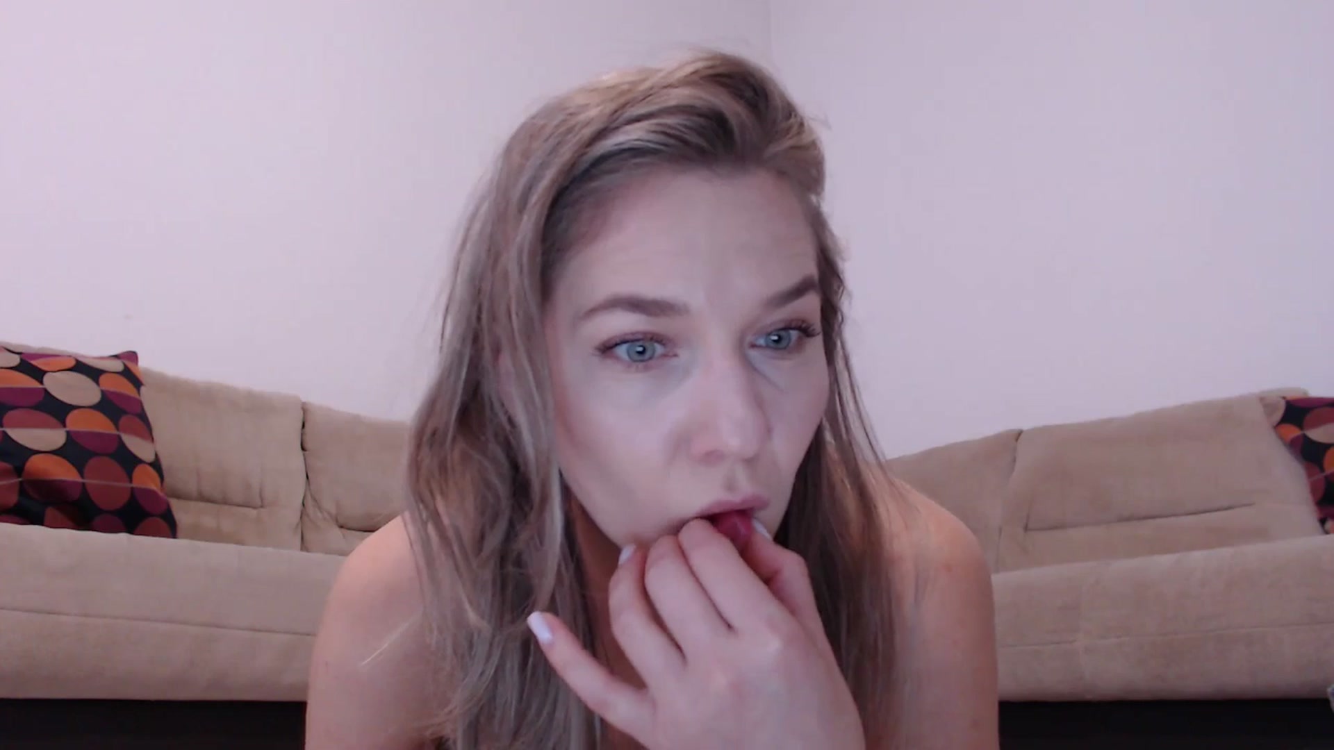 Gallery image thumbnail from AnyaHott's myfreecams stream on, 12/23/2025, 08:29 image 20 of 20