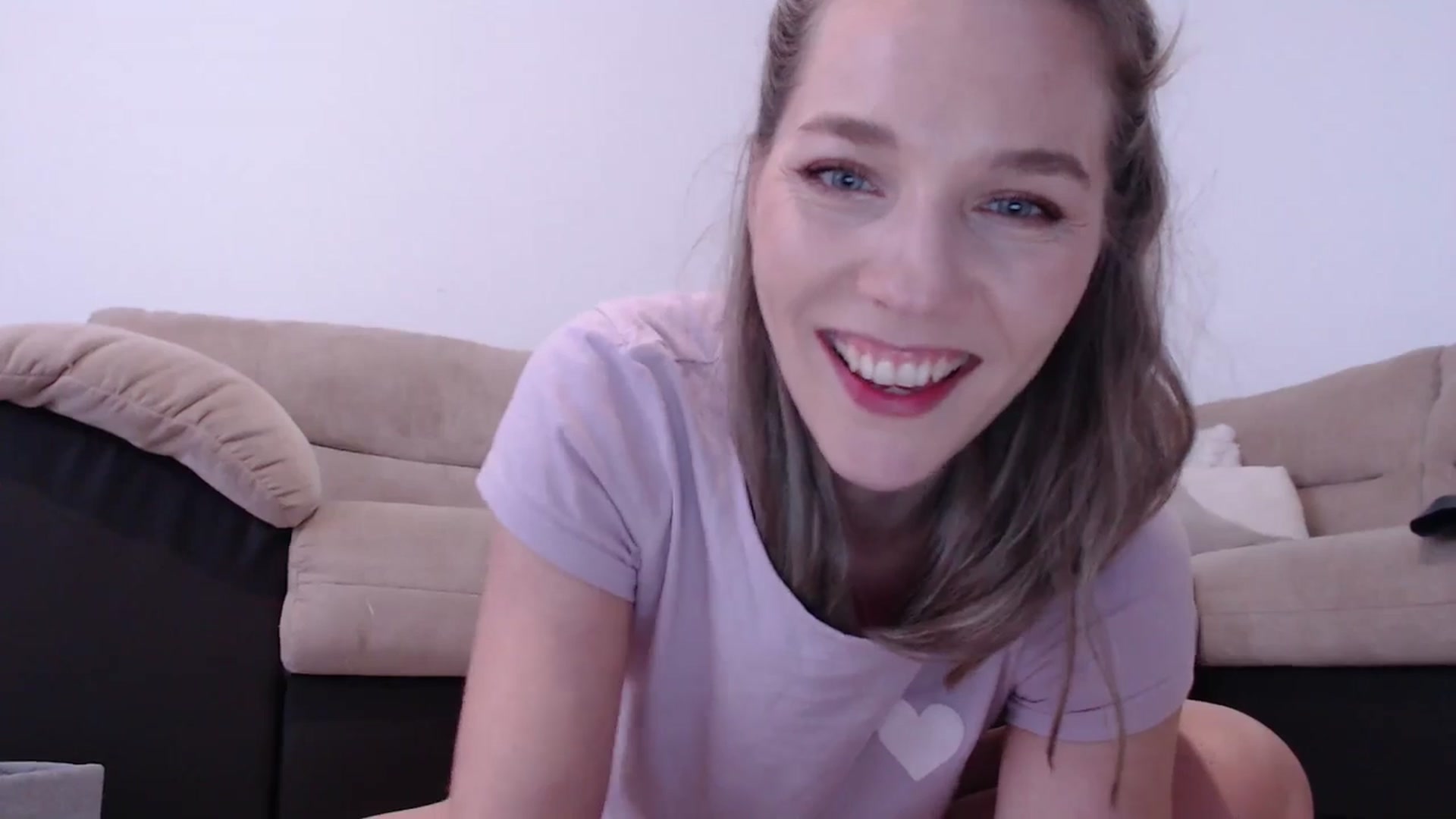 Gallery image thumbnail from AnyaHott's myfreecams stream on, 01/07/2026, 09:38 image 15 of 20