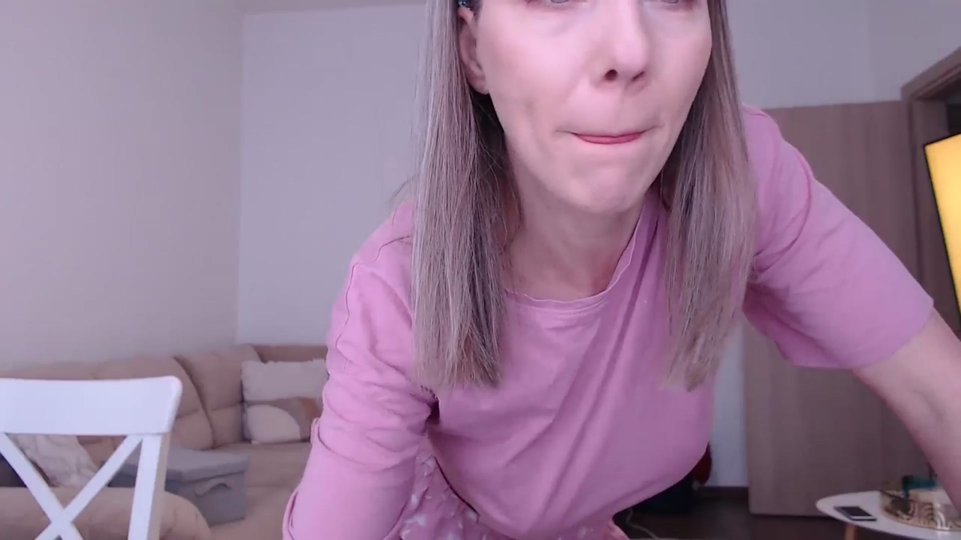Gallery image thumbnail from AnyaHott's myfreecams stream on, 01/15/2026, 07:28 image 2 of 20