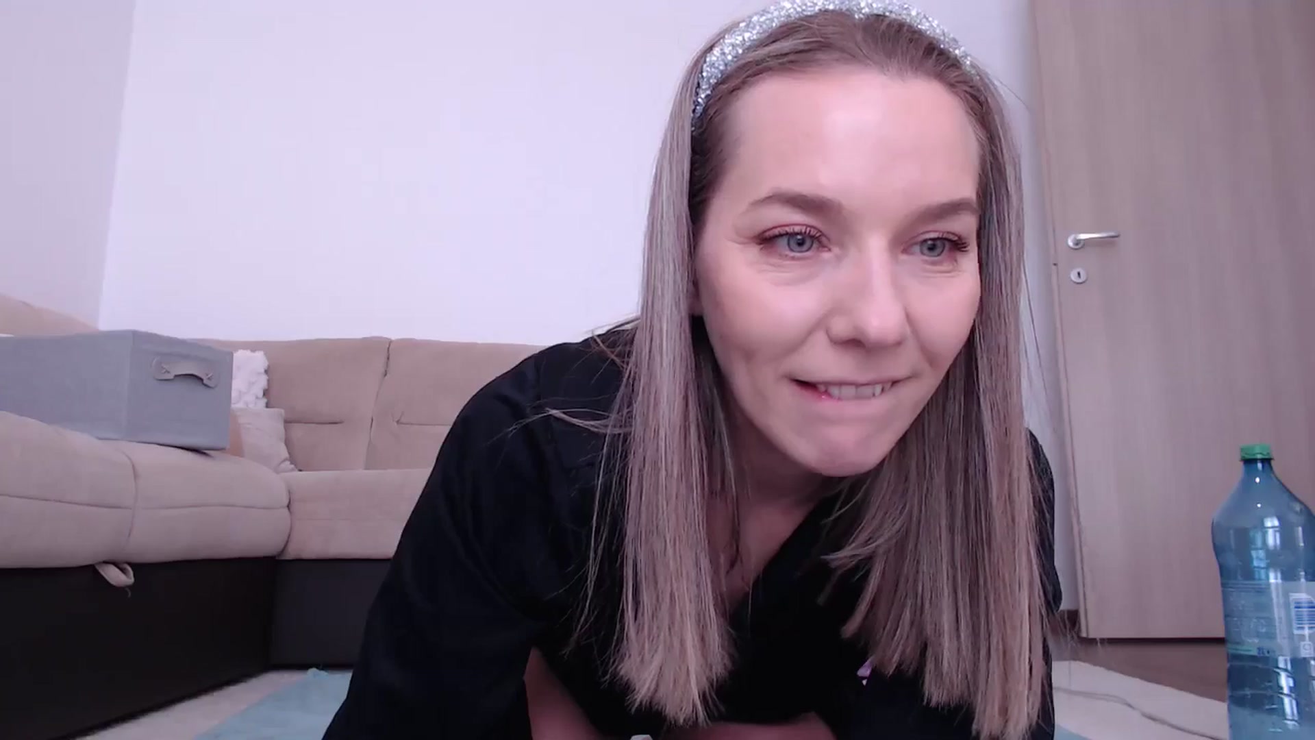 Gallery image thumbnail from AnyaHott's myfreecams stream on, 01/15/2026, 09:47 image 7 of 20