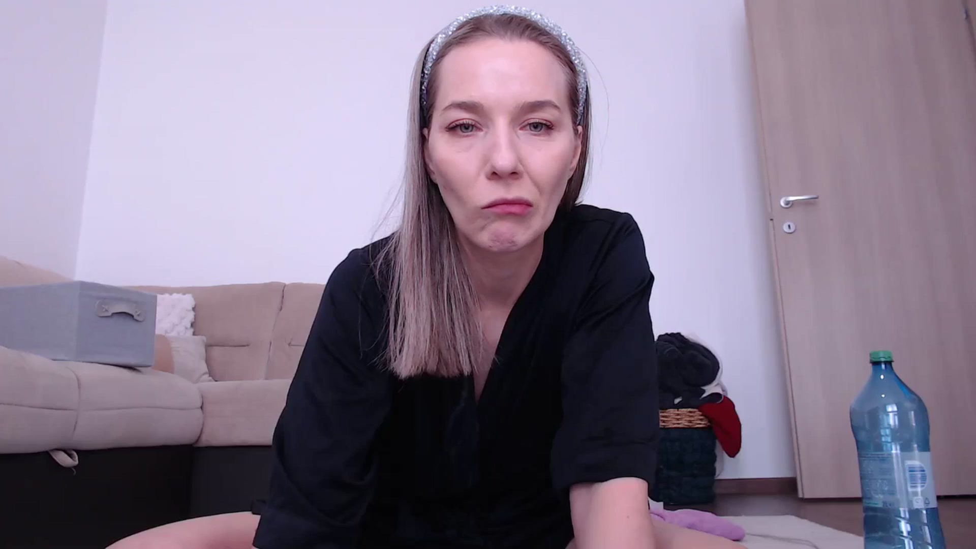 Gallery image thumbnail from AnyaHott's myfreecams stream on, 01/15/2026, 09:47 image 14 of 20