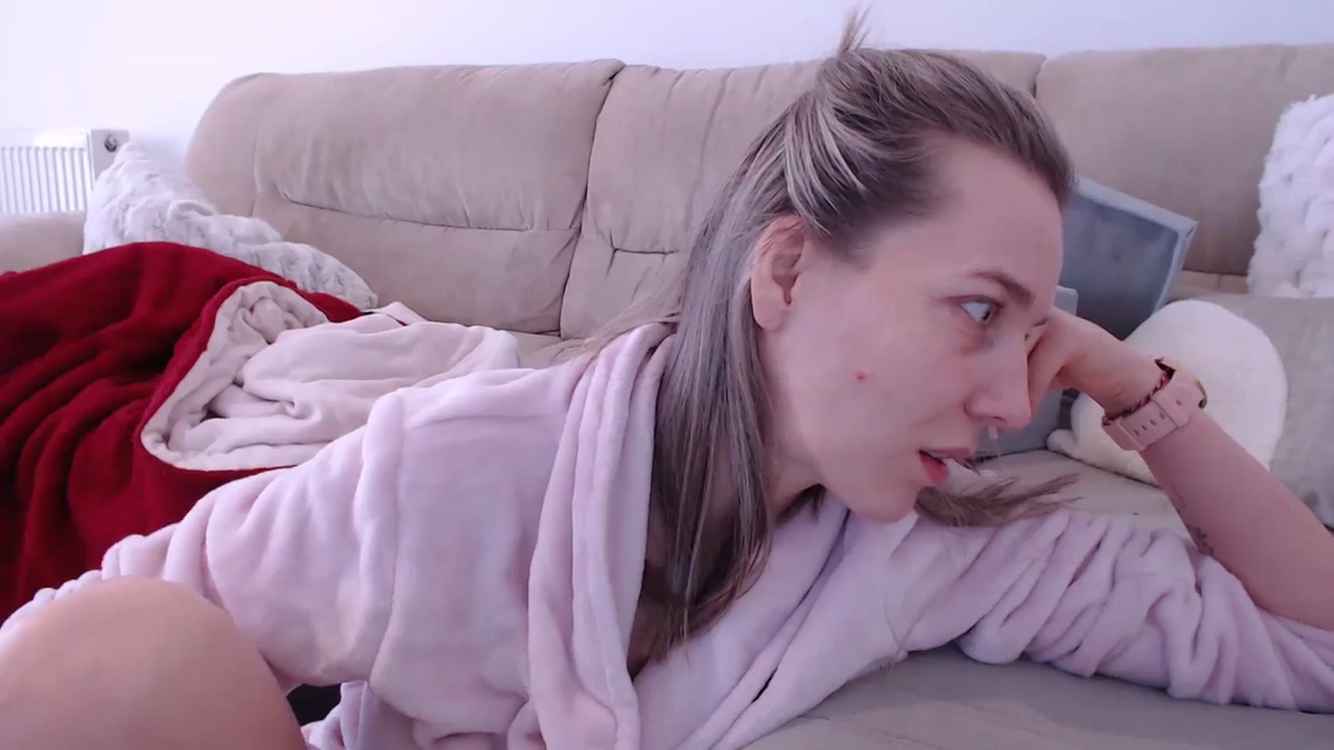 Gallery image thumbnail from AnyaHott's myfreecams stream on, 01/16/2026, 08:28 image 20 of 20