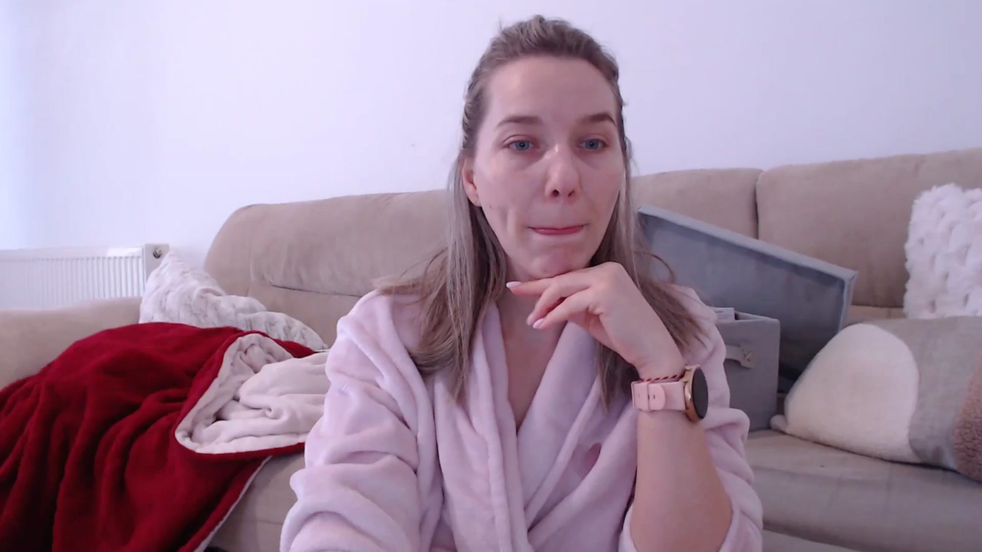 Gallery image thumbnail from AnyaHott's myfreecams stream on, 01/16/2026, 08:28 image 3 of 20