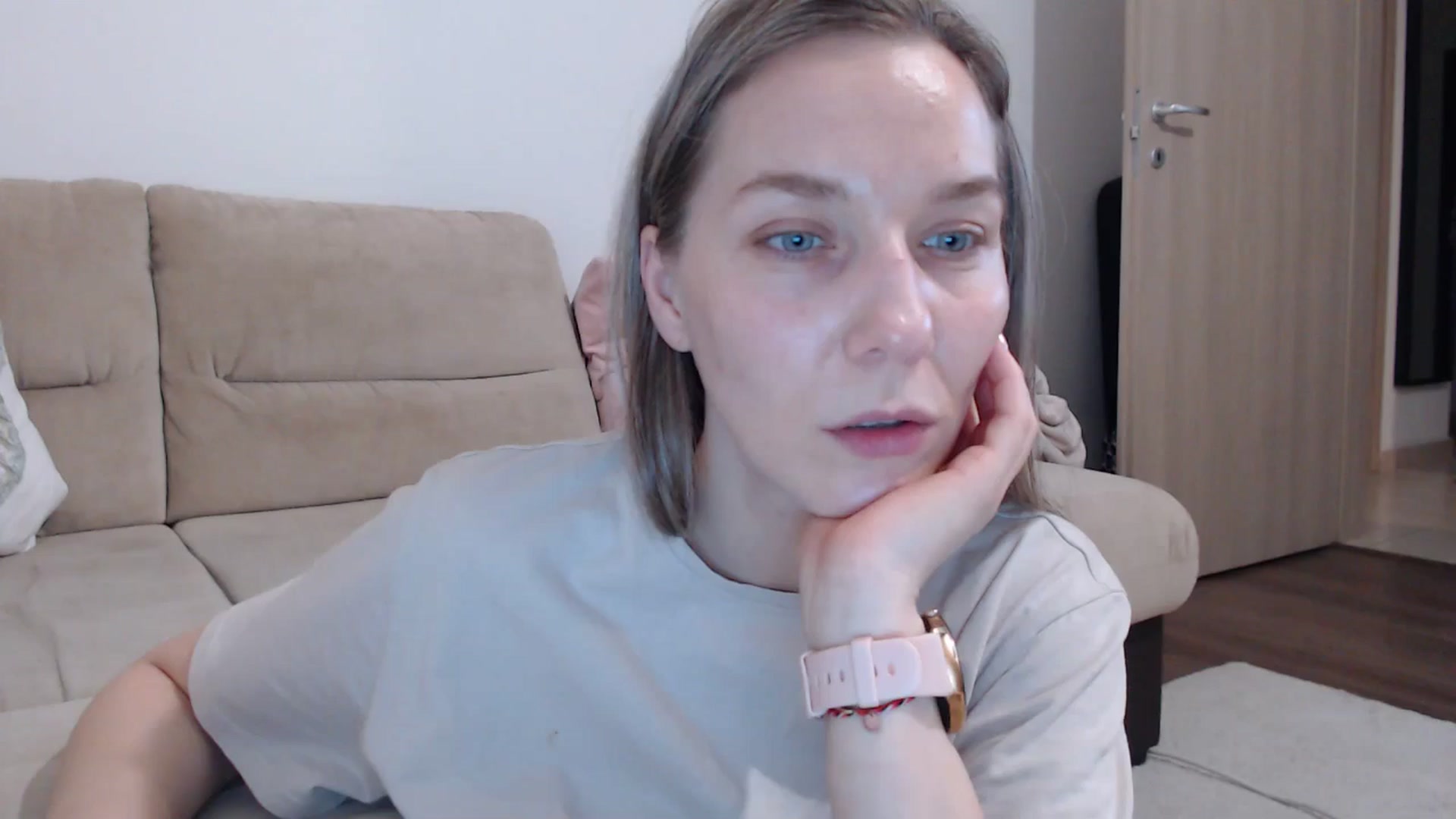 Gallery image thumbnail from AnyaHott's myfreecams stream on, 01/26/2026, 16:23 image 6 of 20