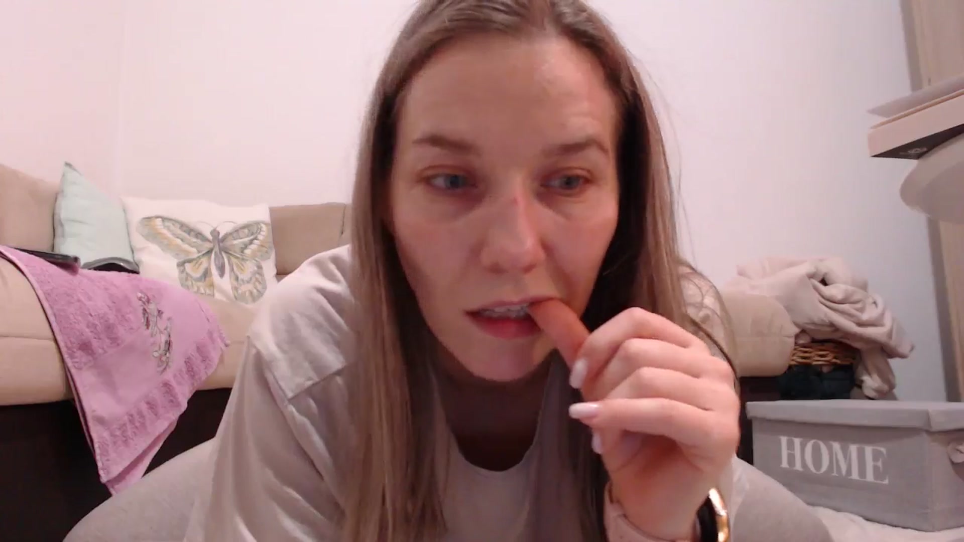 Gallery image thumbnail from AnyaHott's myfreecams stream on, 01/26/2026, 16:52 image 6 of 20