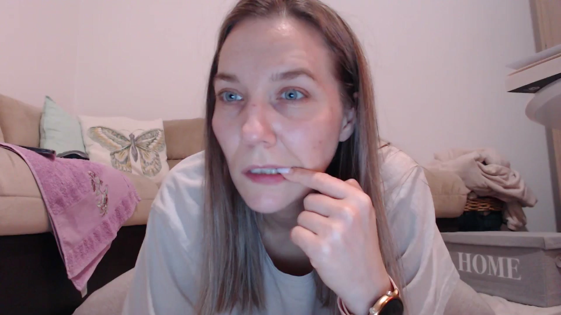 Gallery image thumbnail from AnyaHott's myfreecams stream on, 01/26/2026, 16:52 image 18 of 20