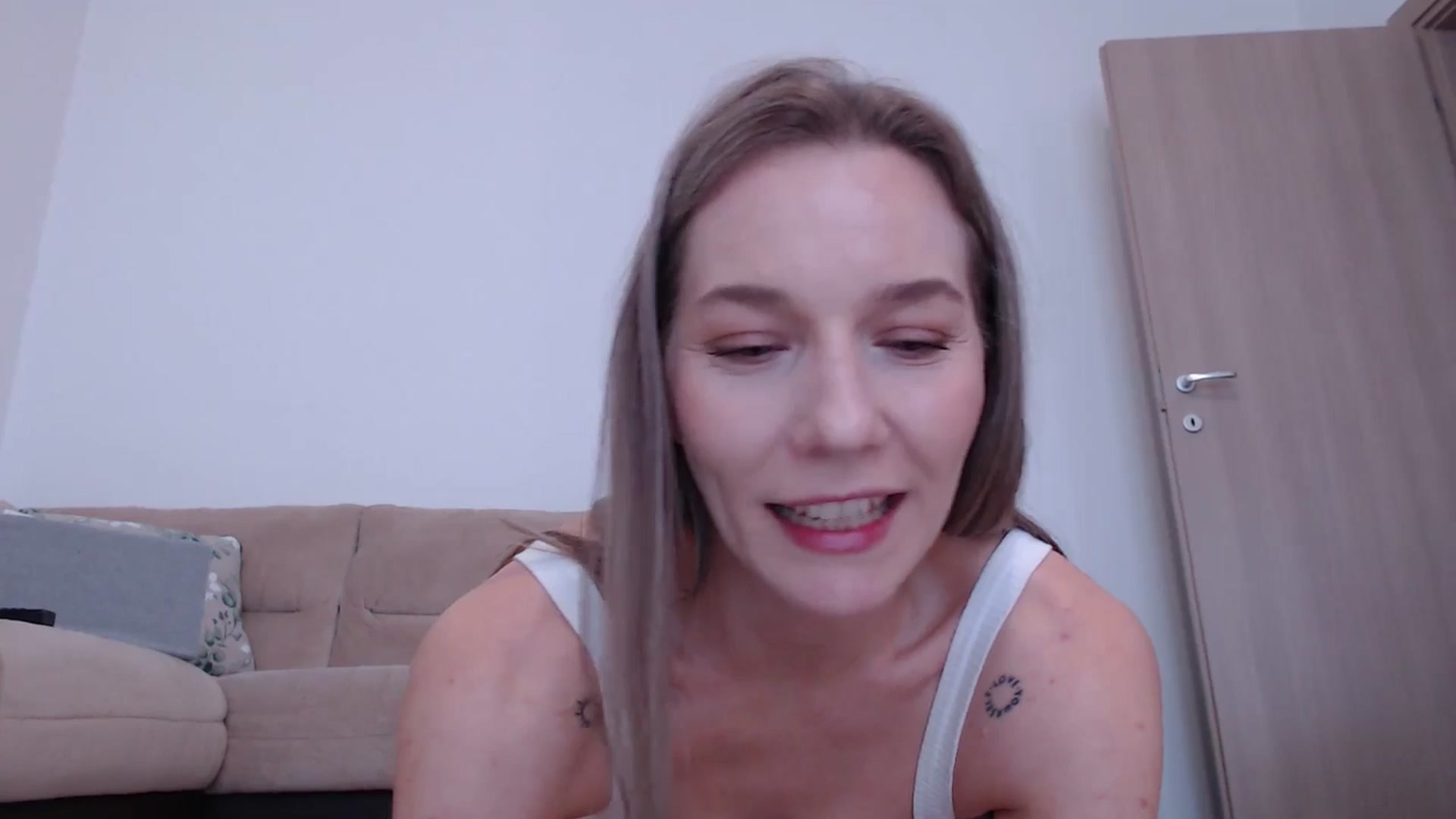 Gallery image thumbnail from AnyaHott's myfreecams stream on, 01/30/2026, 08:58 image 8 of 20