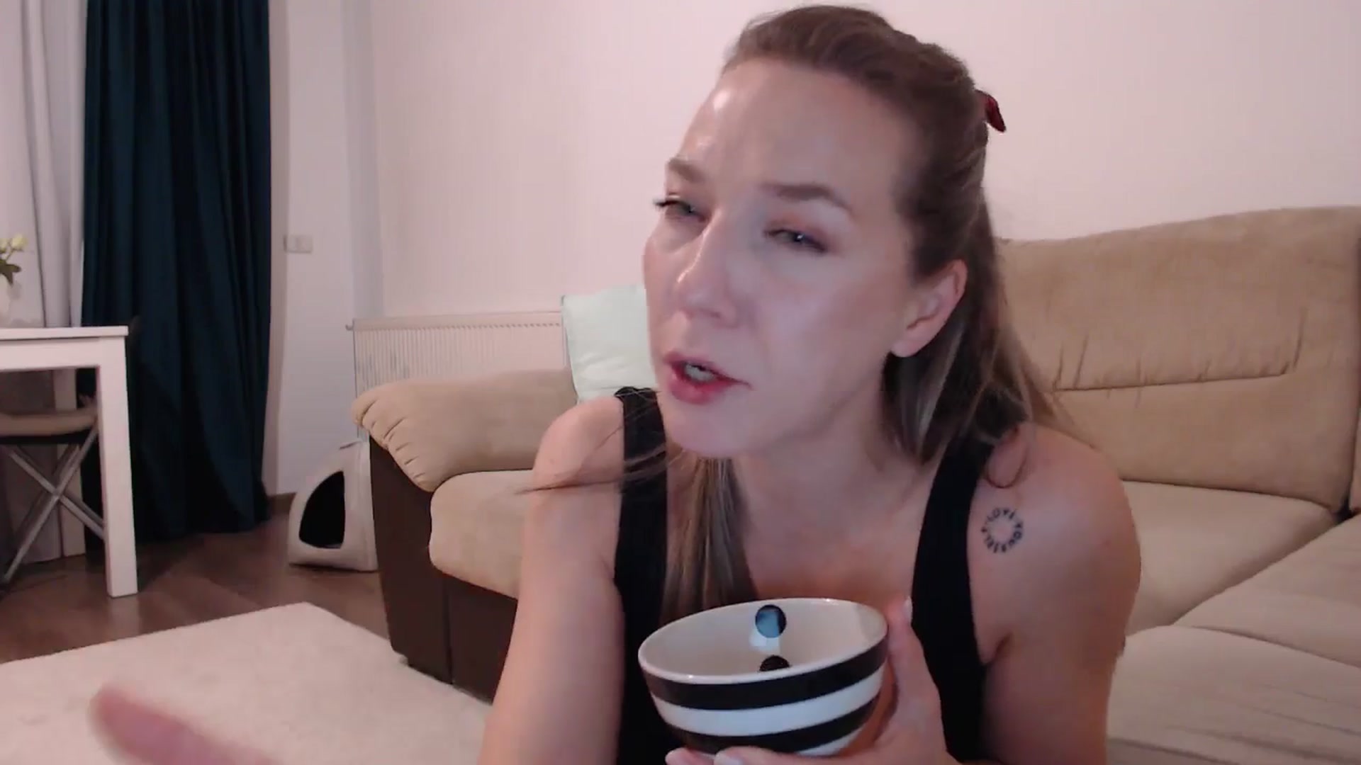 Gallery image thumbnail from AnyaHott's myfreecams stream on, 03/21/2026, 17:40 image 6 of 20