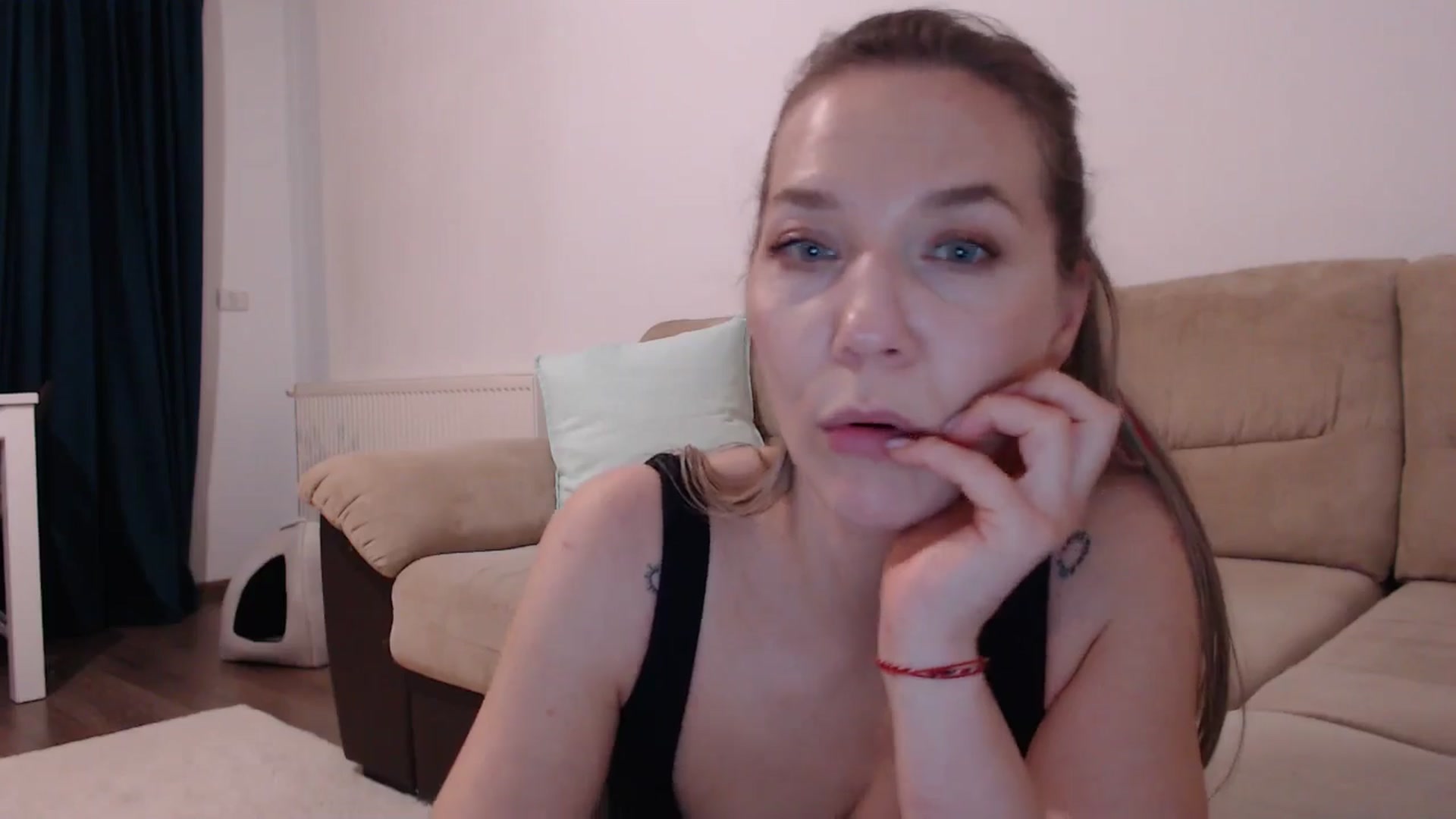 Gallery image thumbnail from AnyaHott's myfreecams stream on, 03/21/2026, 17:40 image 15 of 20