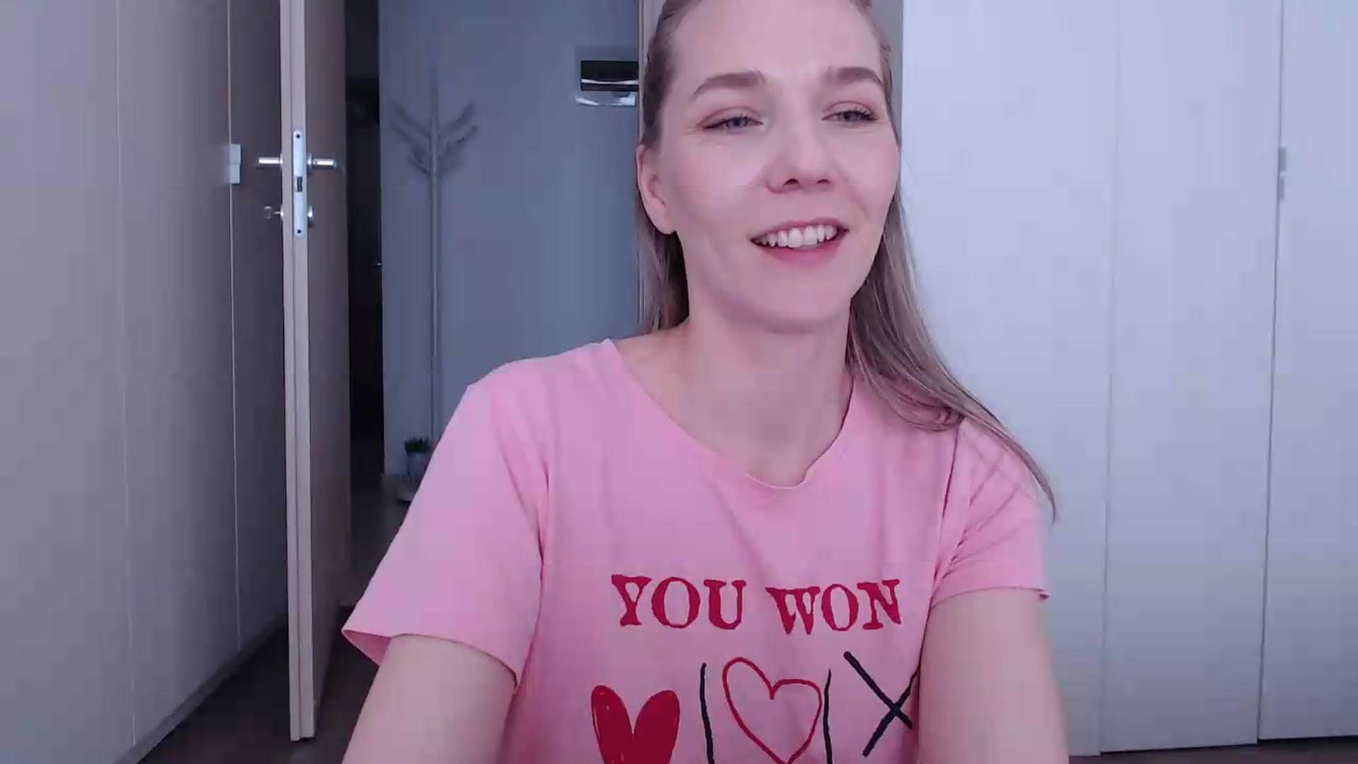 Gallery image thumbnail from AnyaHott's myfreecams stream on, 05/15/2026, 07:59 image 4 of 20