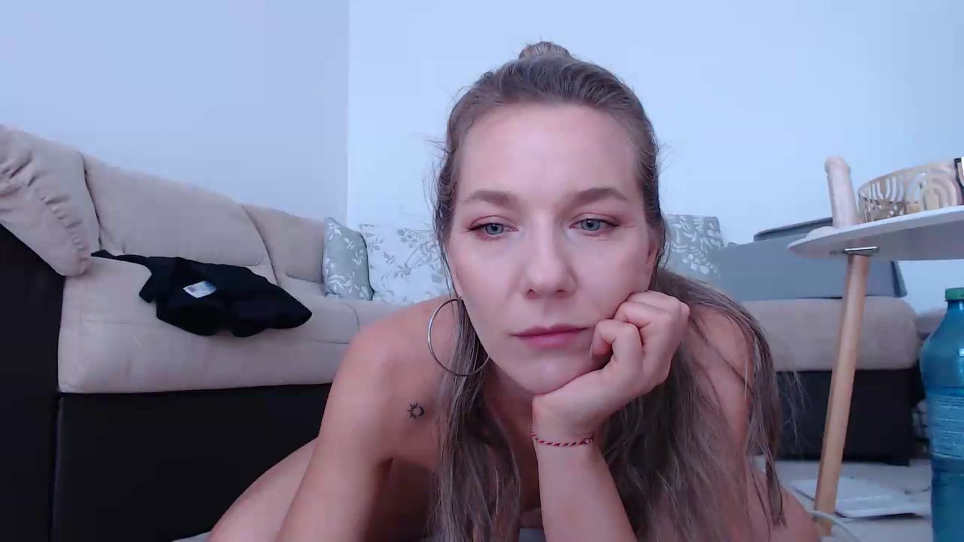 Gallery image thumbnail from AnyaHott's myfreecams stream on, 07/28/2026, 07:47 image 19 of 20