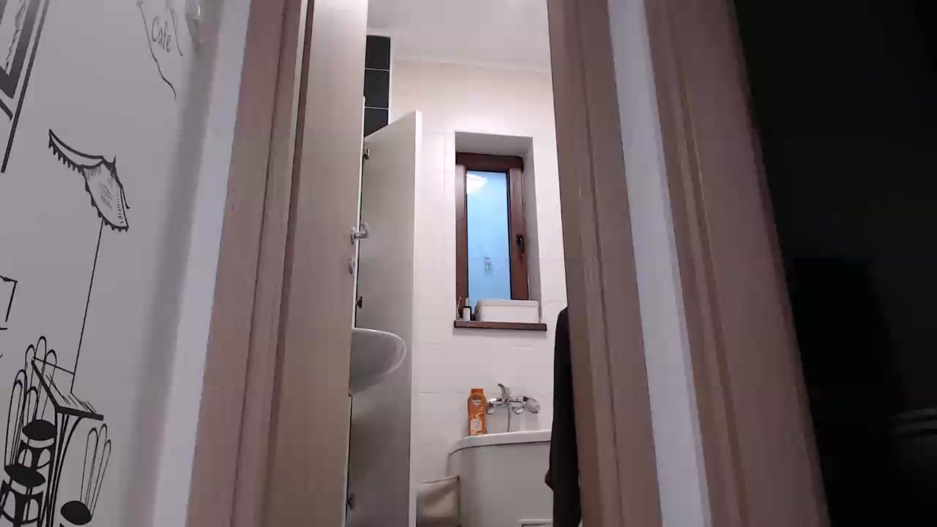 Gallery image thumbnail from AnyaHott's myfreecams stream on, 08/02/2026, 17:43 image 4 of 20